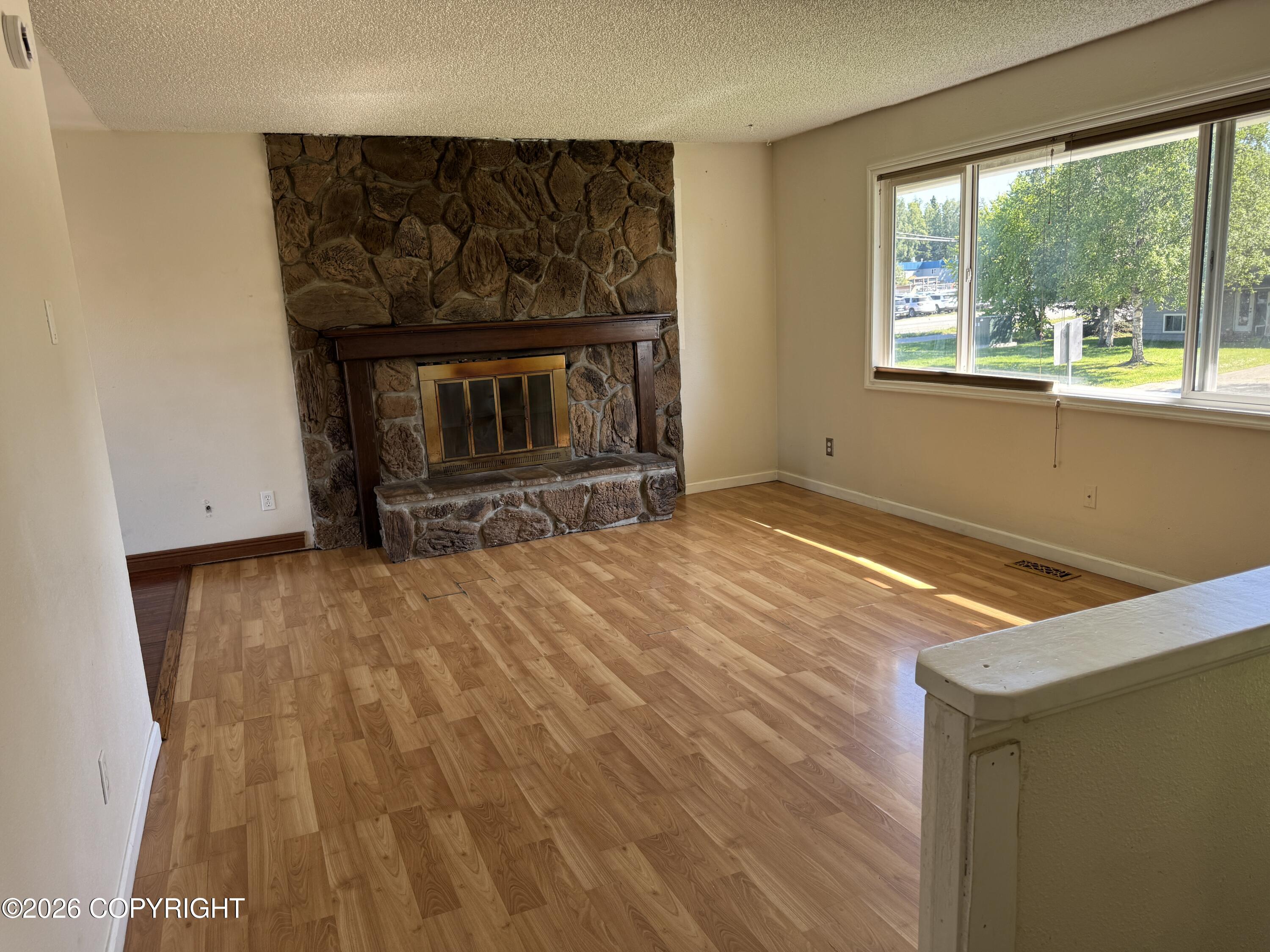 725 W 72nd Avenue Property Photo 13