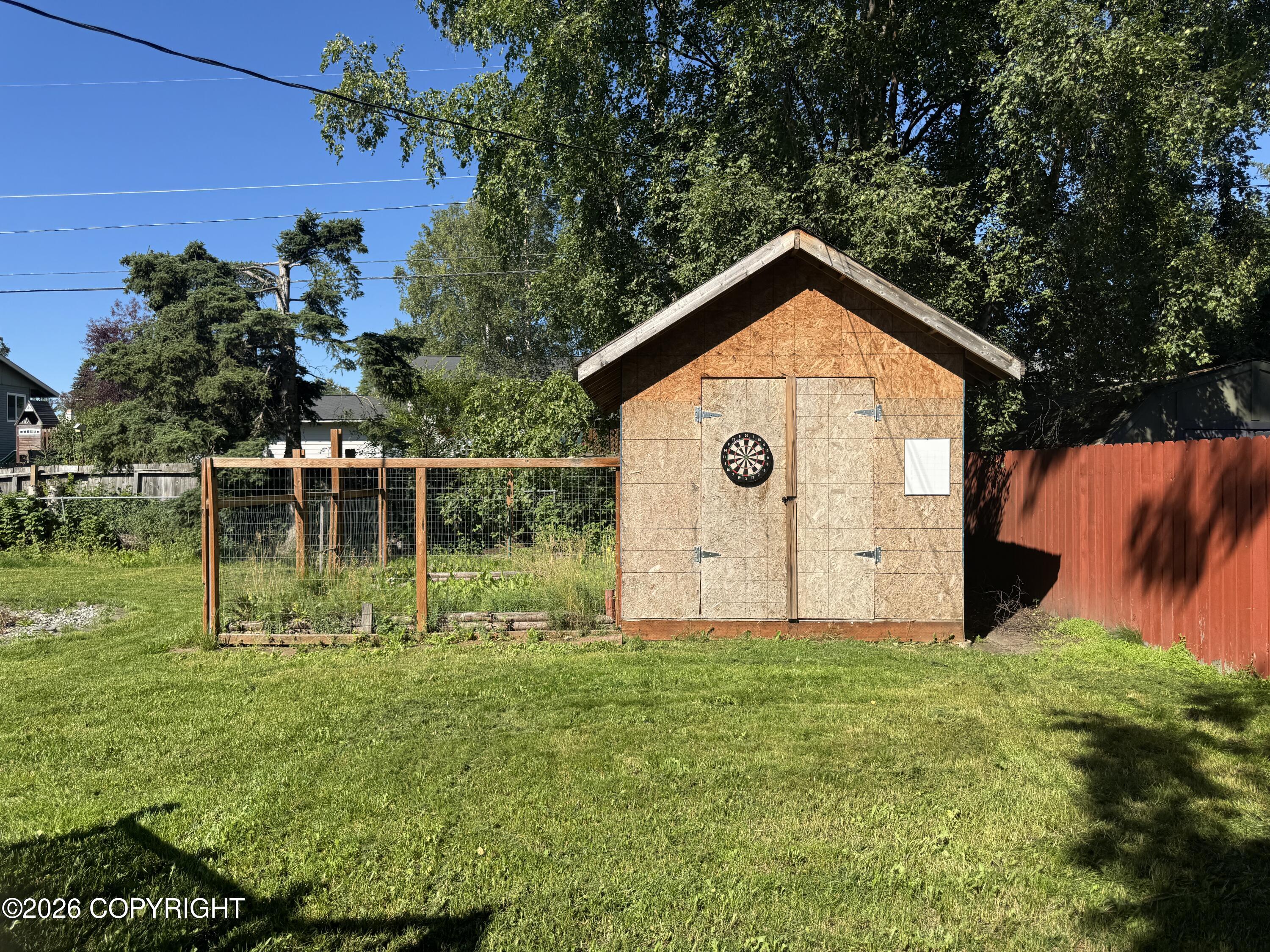 725 W 72nd Avenue Property Photo 30