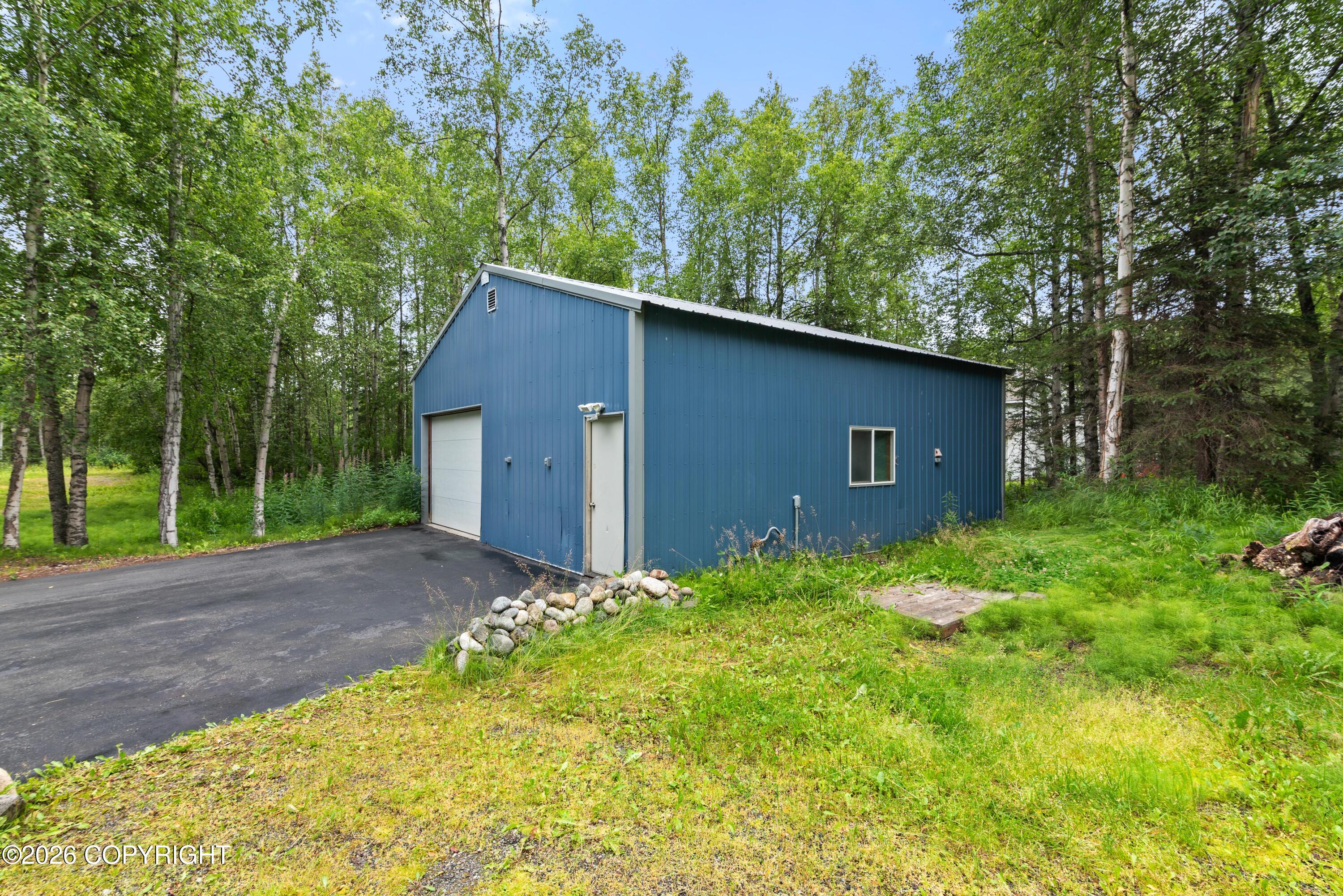 3441 N Banner Way Property Photo 2