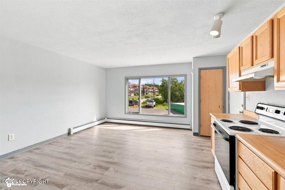 1018 E Lake Shore Avenue Property Photo 7