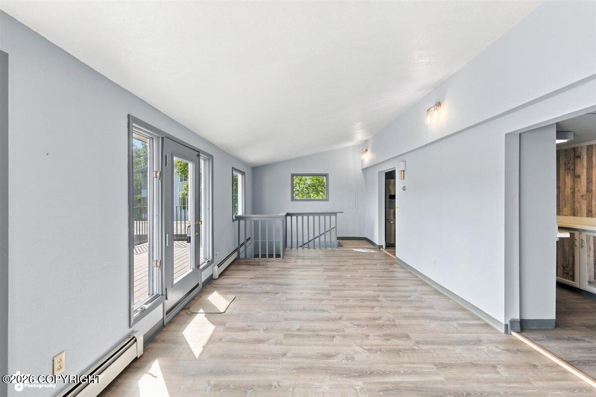1018 E Lake Shore Avenue Property Photo 25