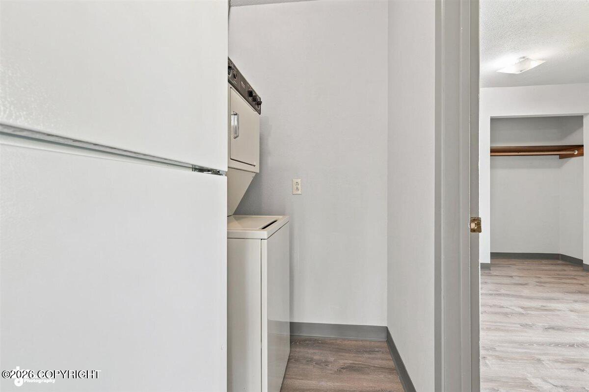 1018 E Lake Shore Avenue Property Photo 40