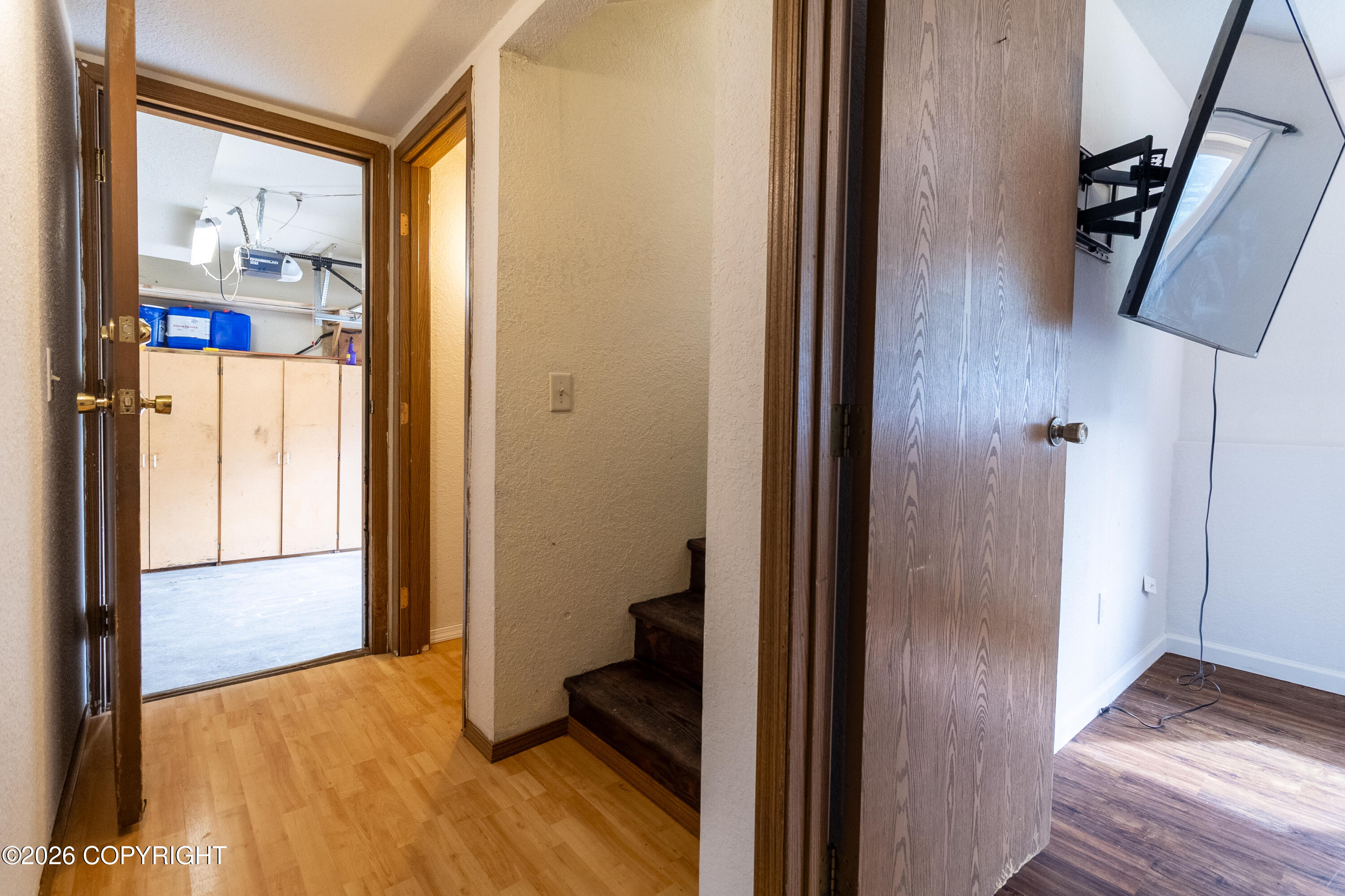 1904 Dora Way Property Photo 23