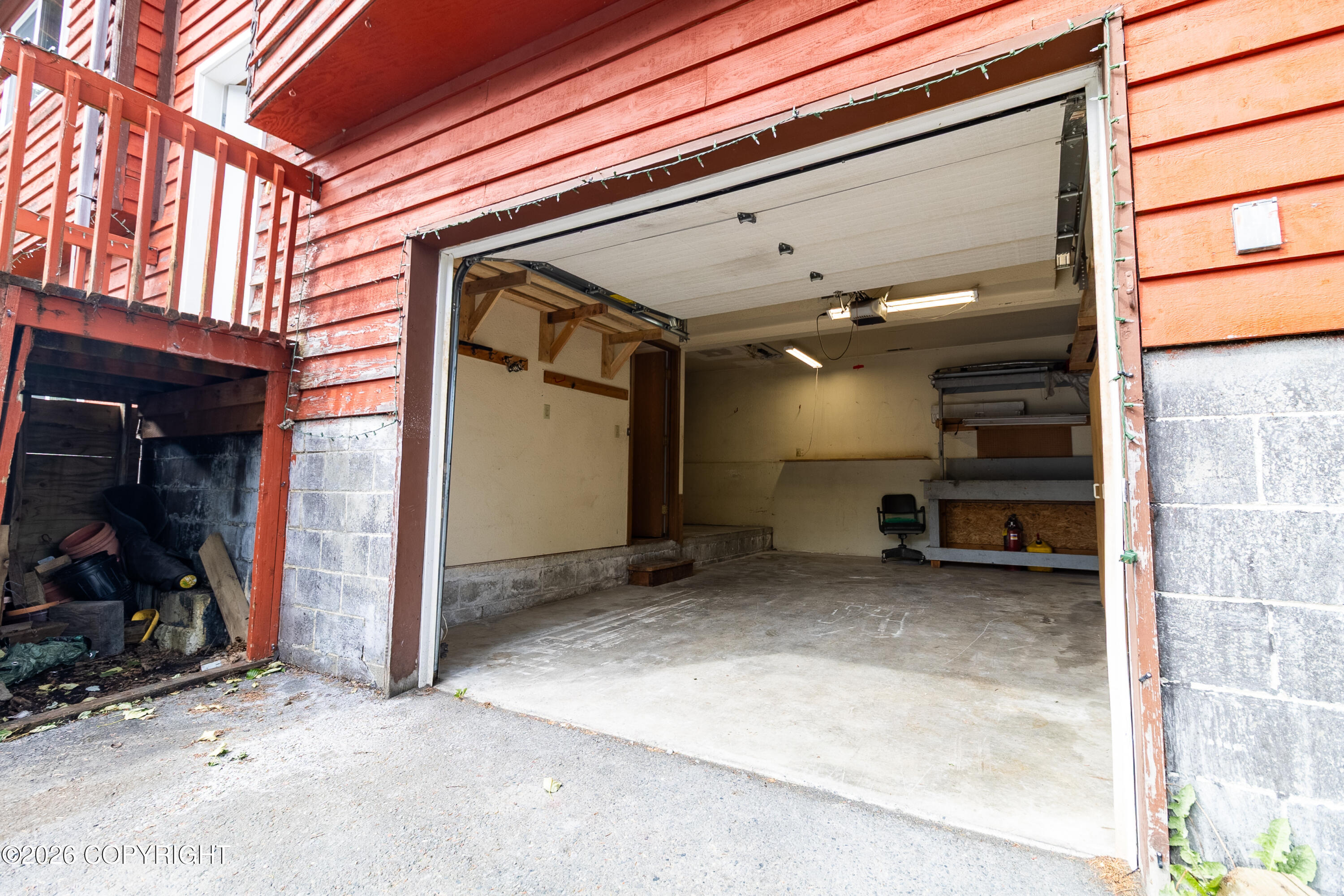 1904 Dora Way Property Photo 28