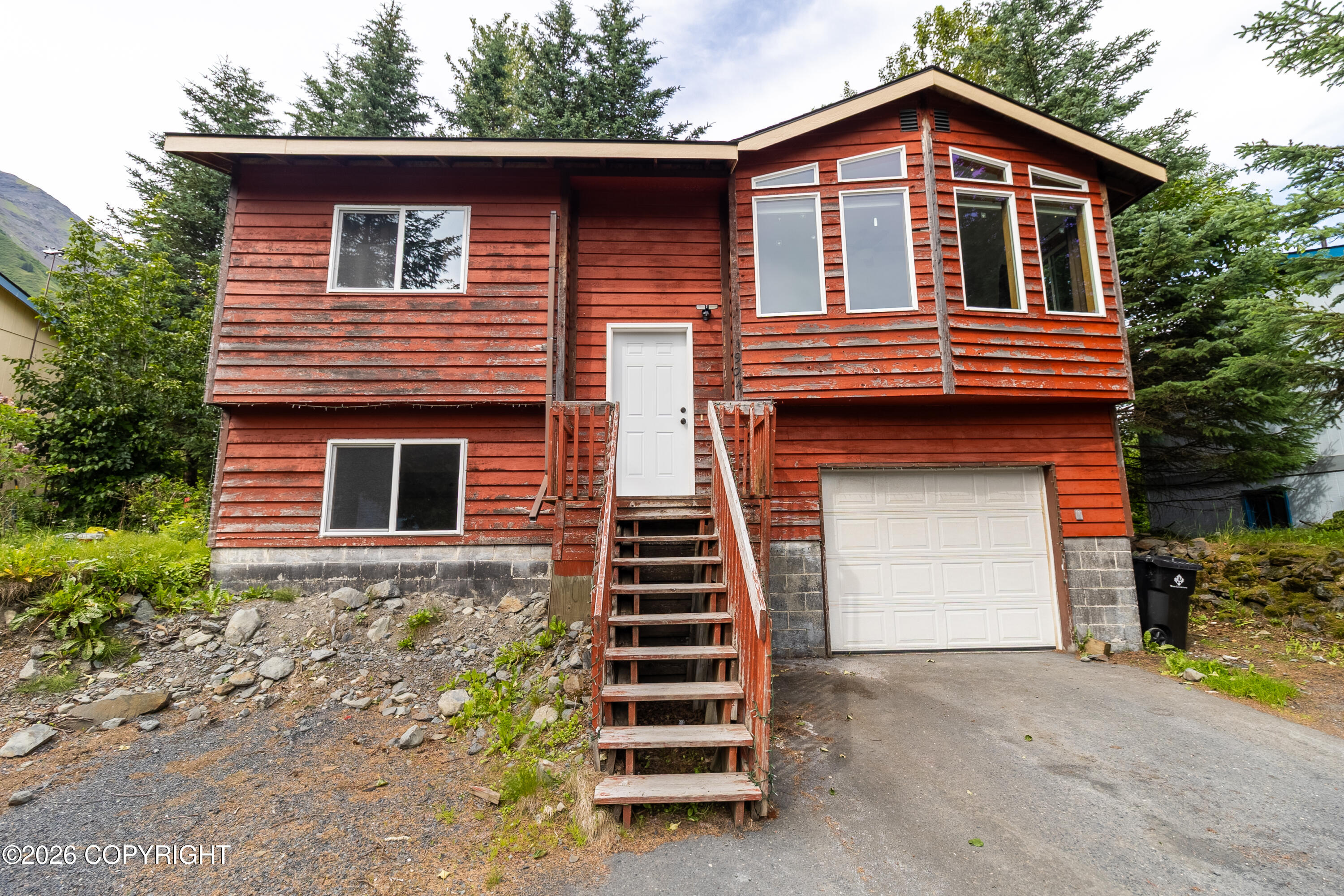 1904 Dora Way Property Photo 31