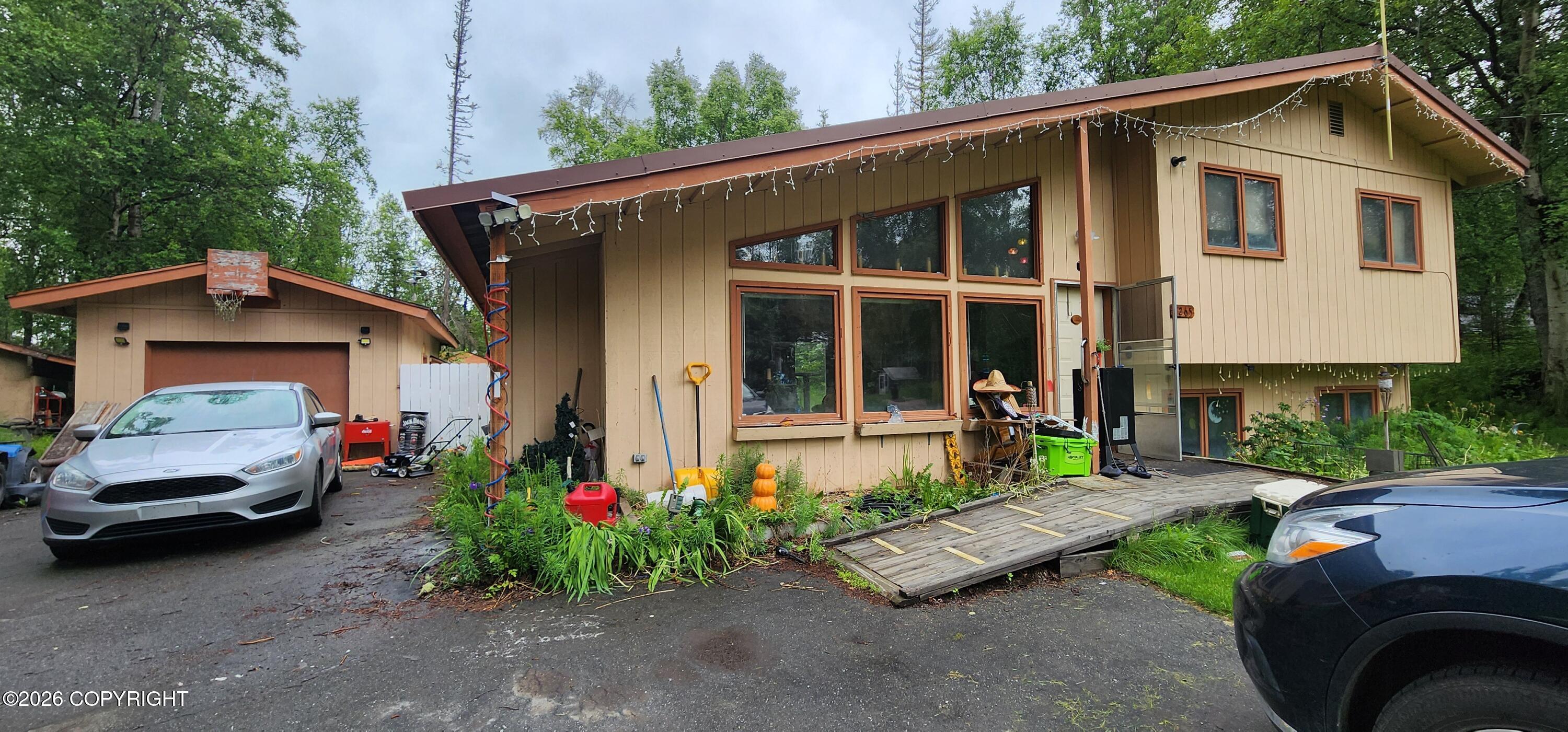 8265 N Iditarod Circle Property Photo 2