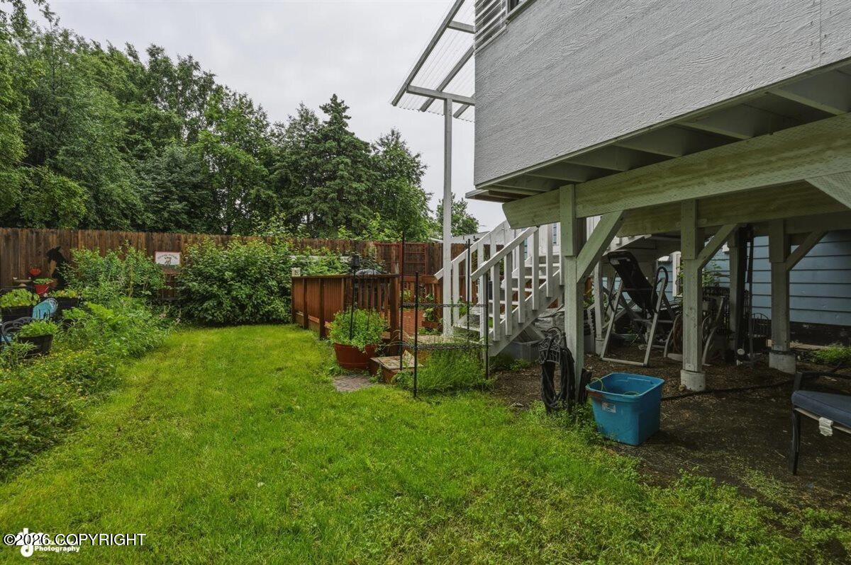4930 E 5th Avenue Property Photo 9