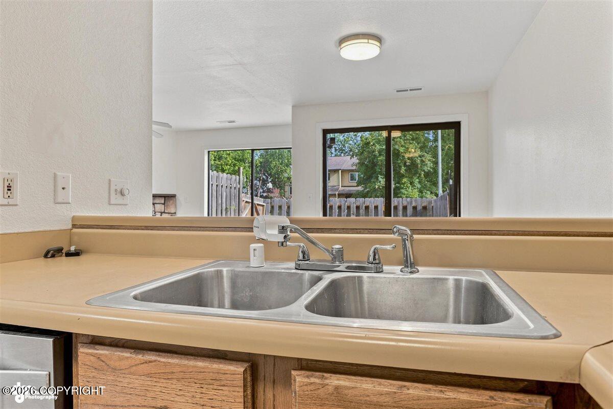 8050 Pioneer Drive #104 Property Photo 12