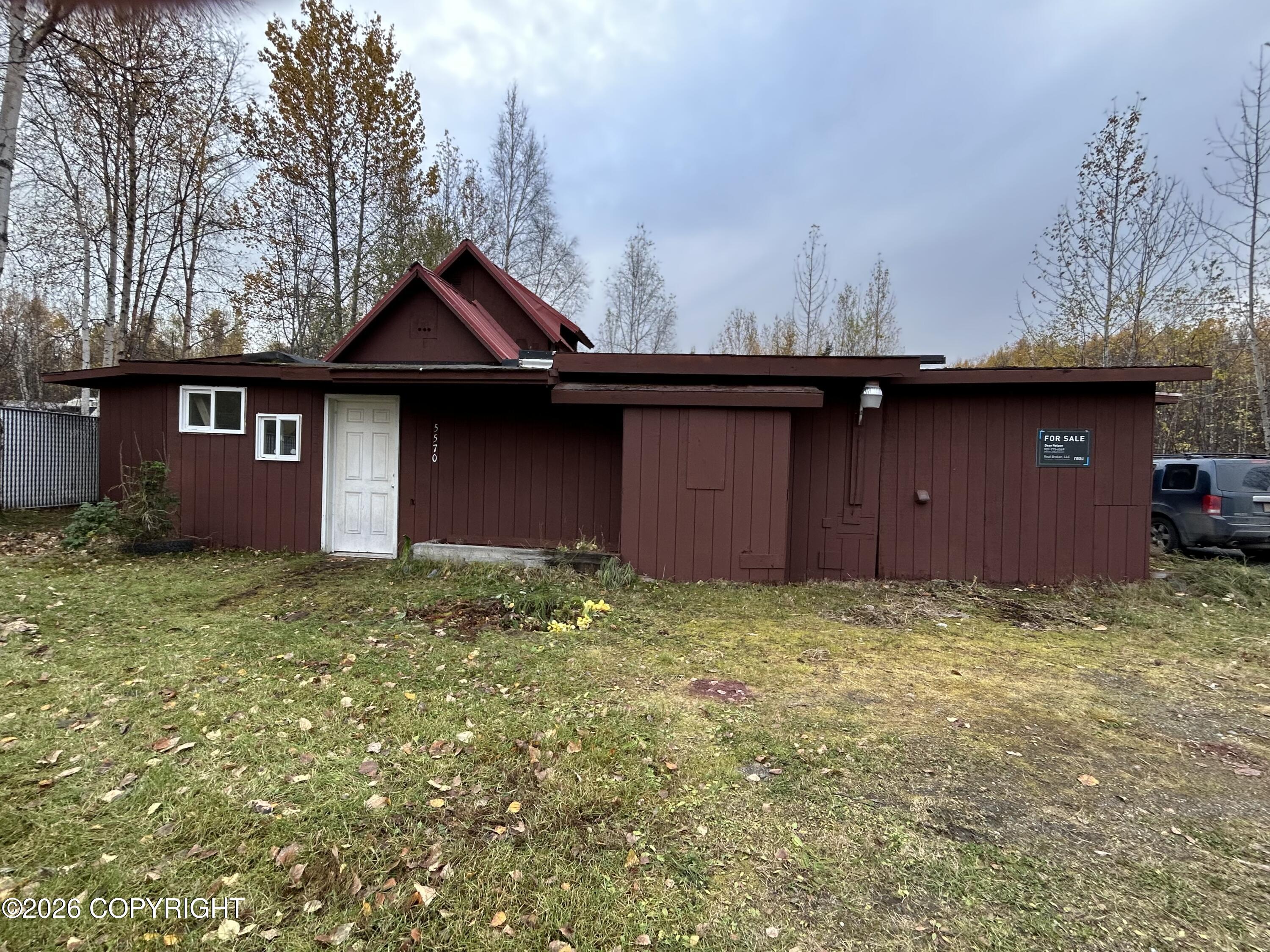5570 W Limberlost Avenue Property Photo 2