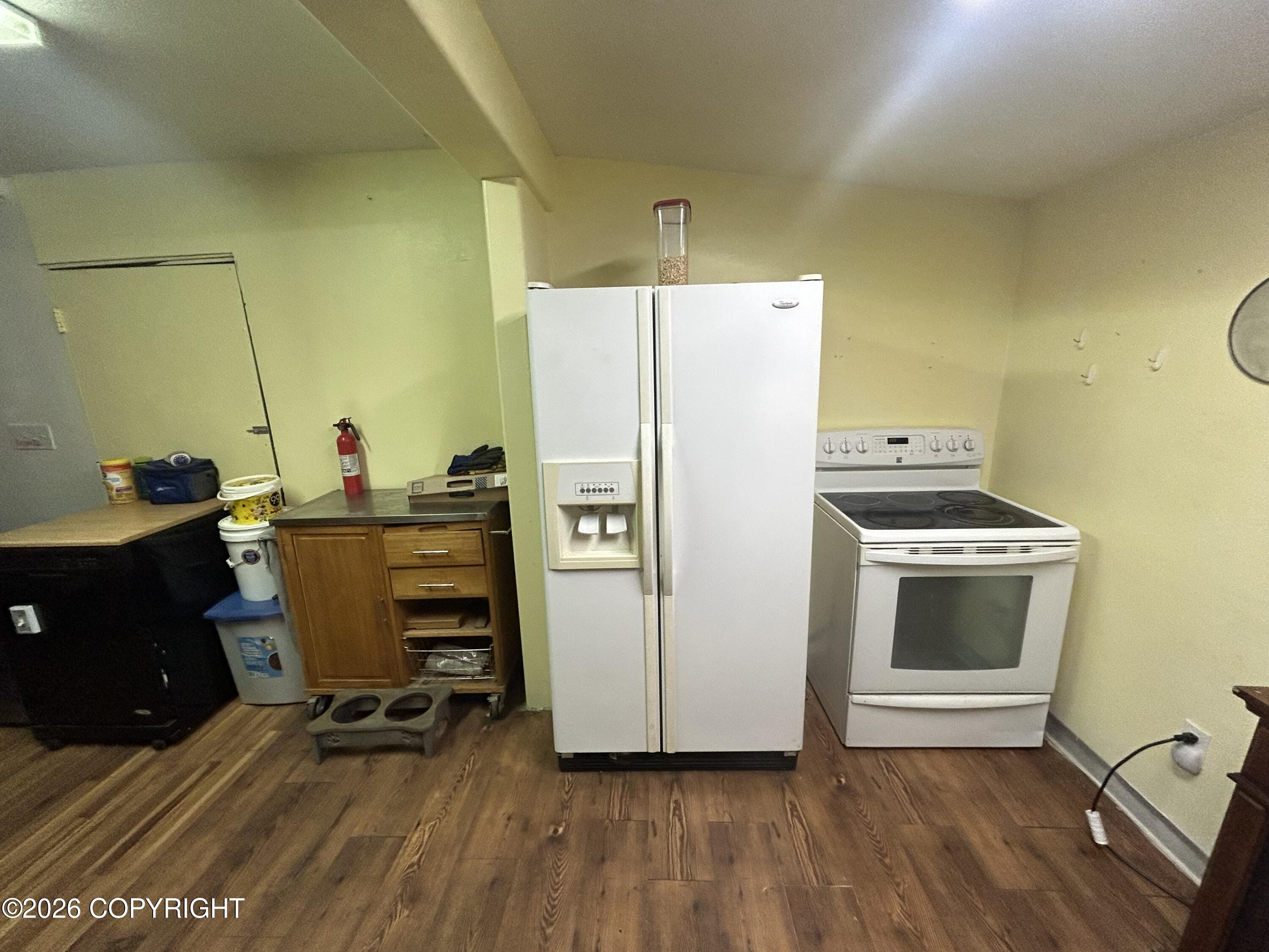 5570 W Limberlost Avenue Property Photo 8