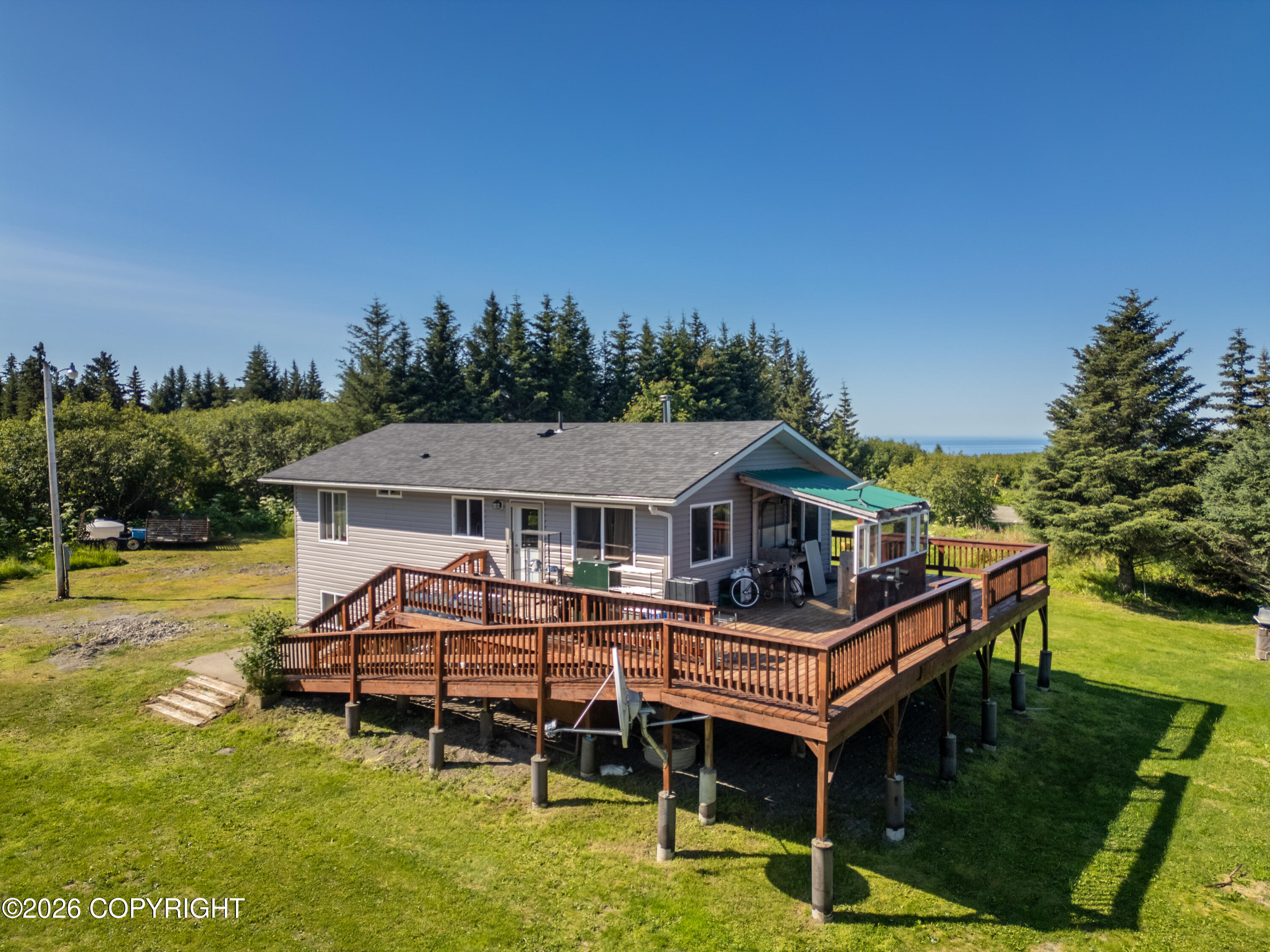 40460 Belnap Drive Property Photo 2