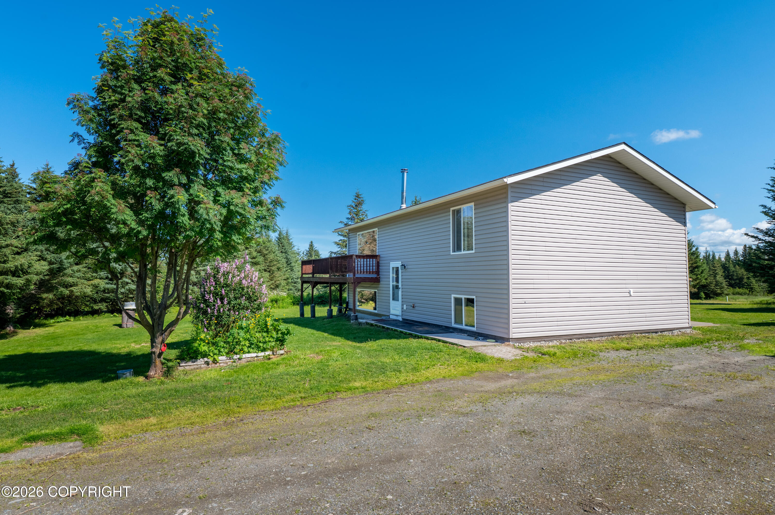 40460 Belnap Drive Property Photo 40