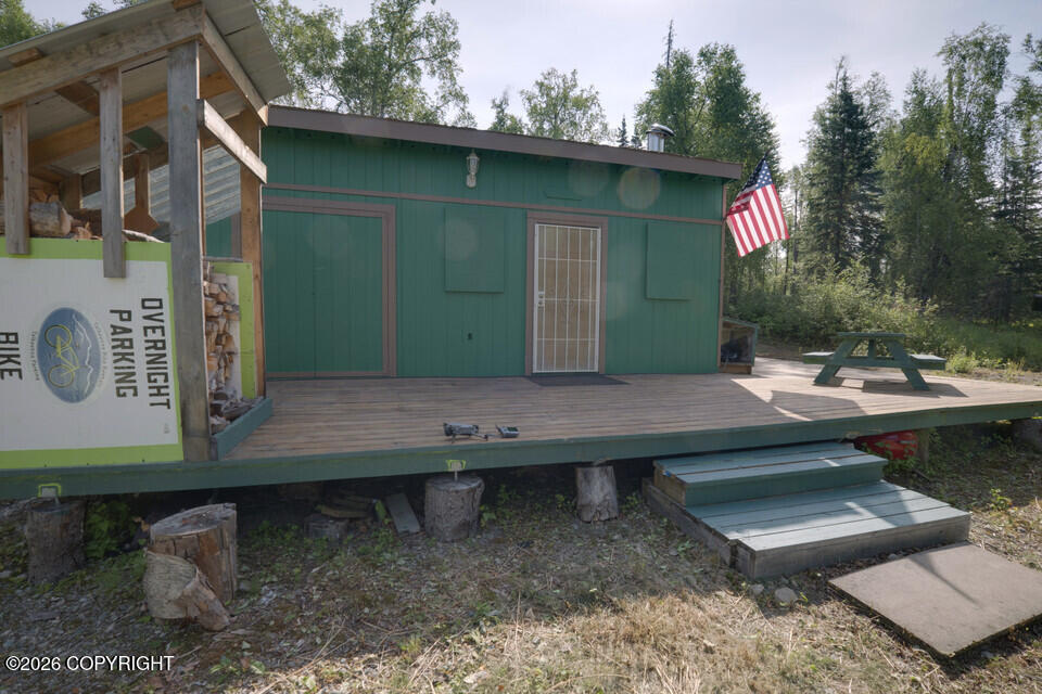 35568 S Malaspina Loop Property Photo 2