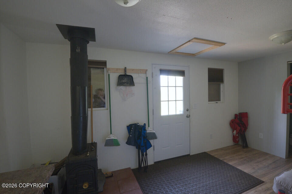 35568 S Malaspina Loop Property Photo 7
