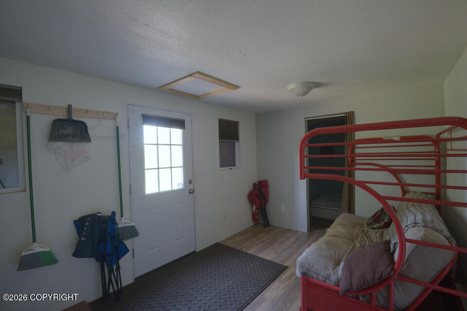 35568 S Malaspina Loop Property Photo 8