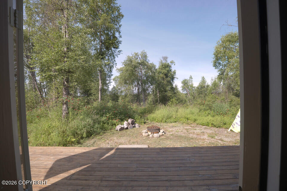 35568 S Malaspina Loop Property Photo 9