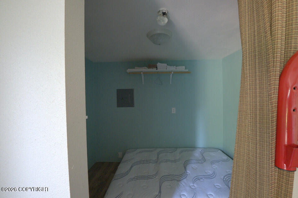 35568 S Malaspina Loop Property Photo 10