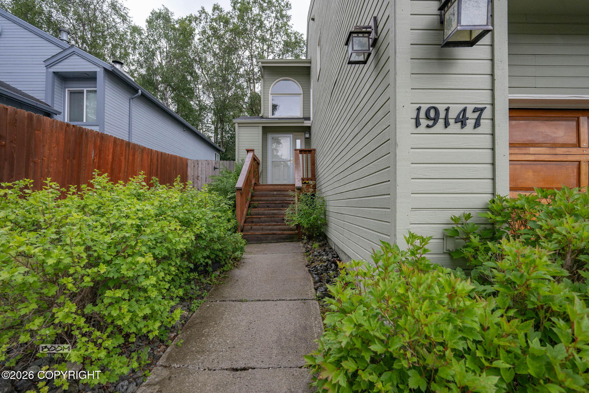 19147 Sarichef Loop Property Photo 2