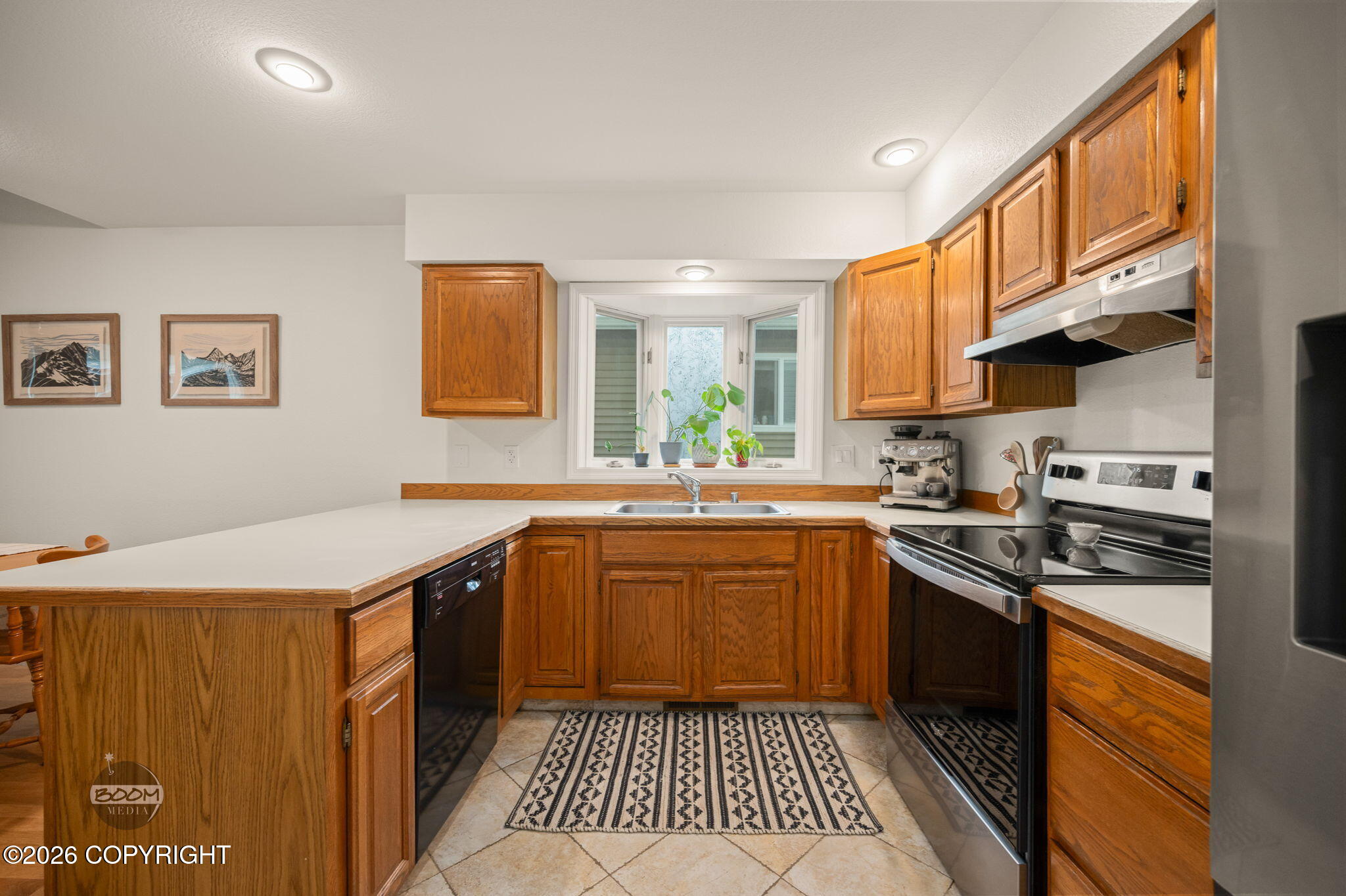 19147 Sarichef Loop Property Photo 5