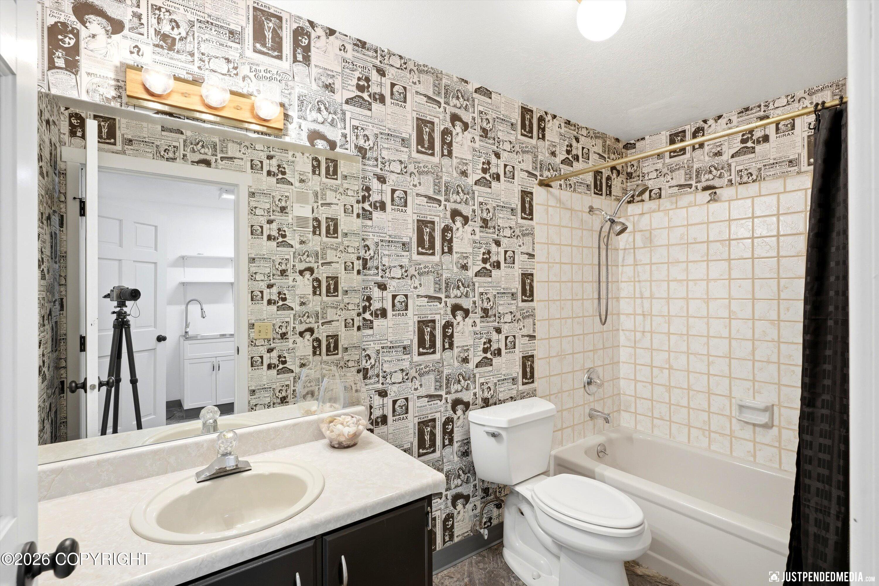 6622 Lakeway Drive Property Photo 32