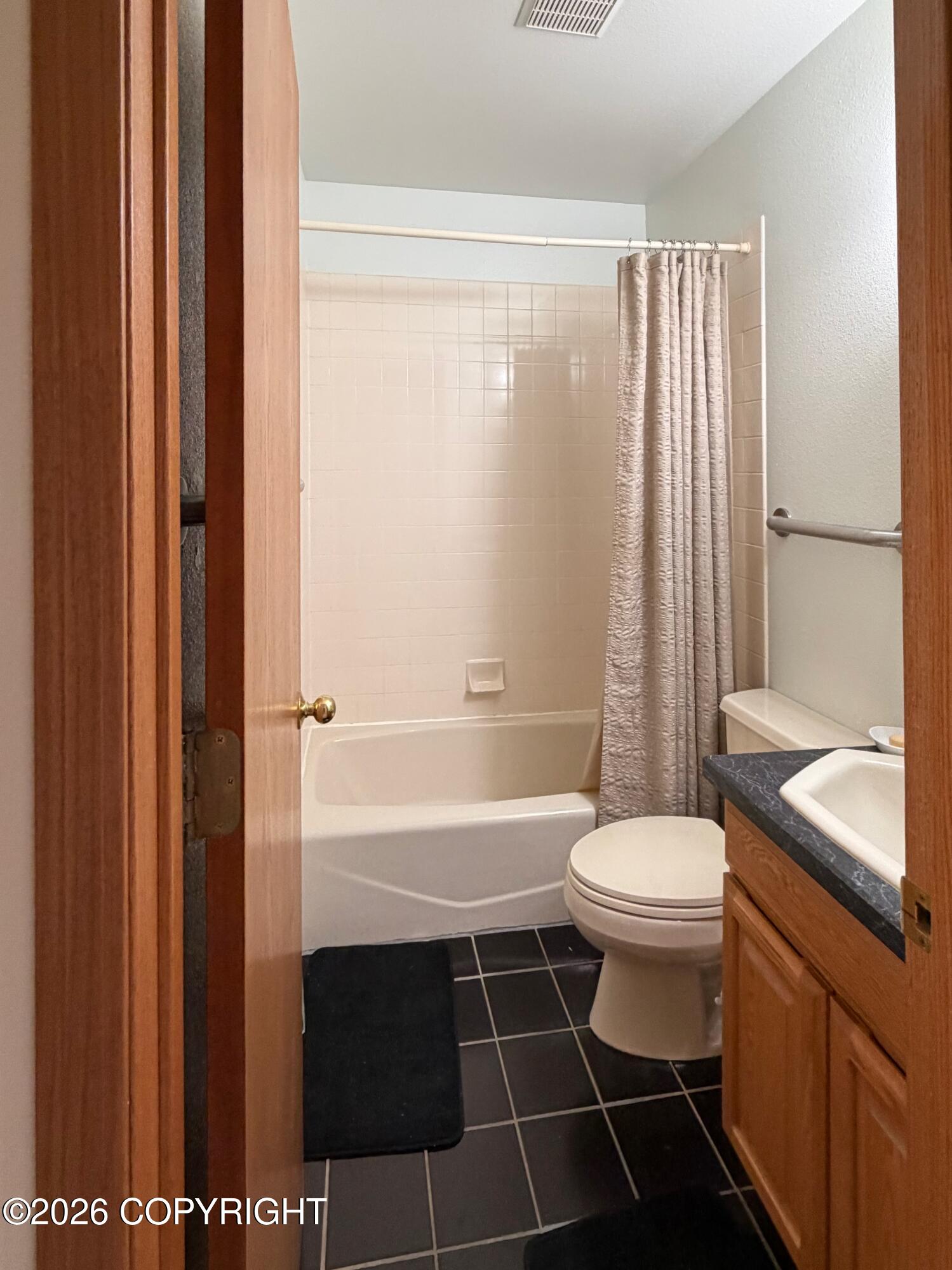 1012 W 20th Avenue Property Photo 15