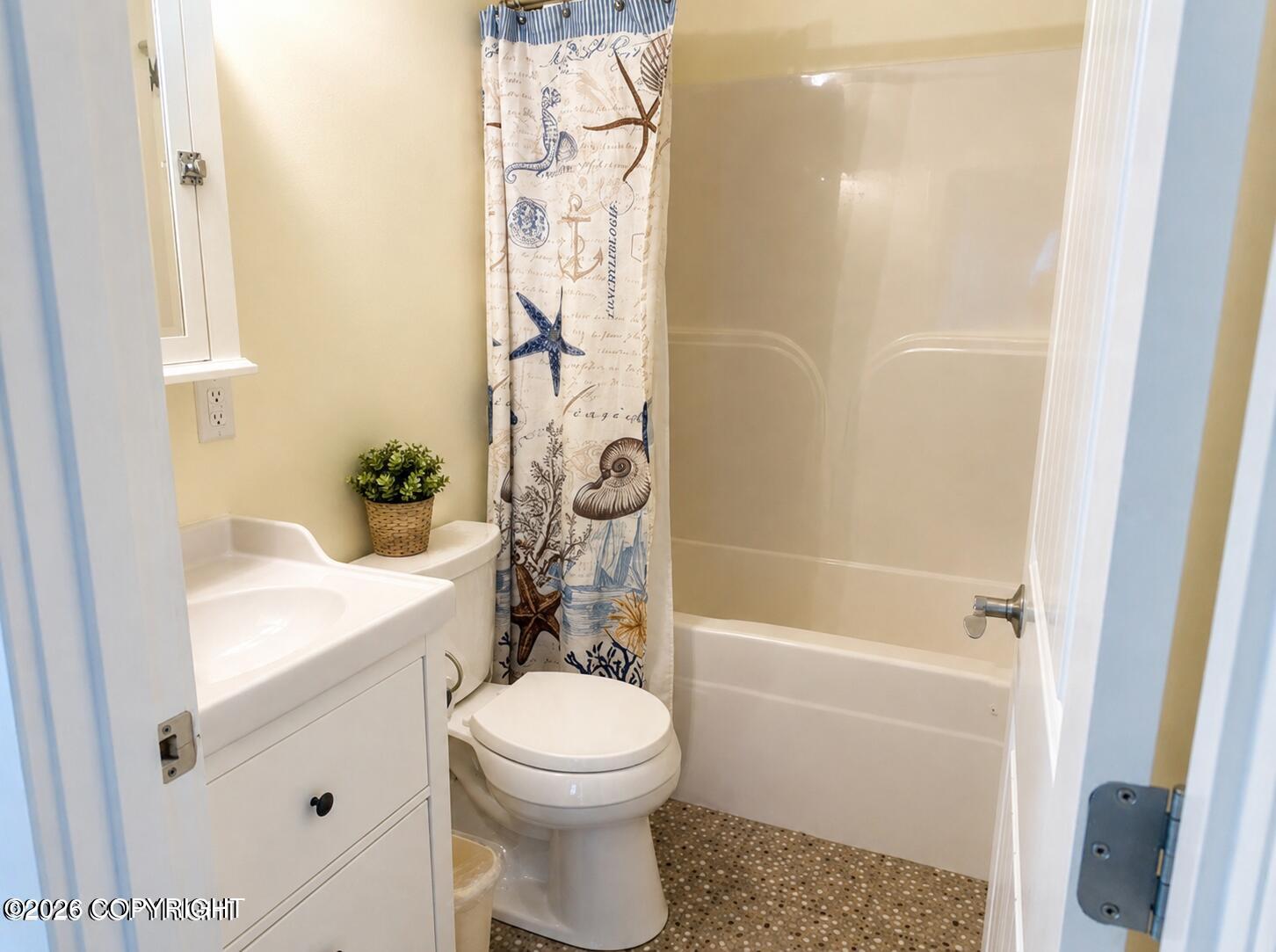 135 W Bunnell Avenue Property Photo 12