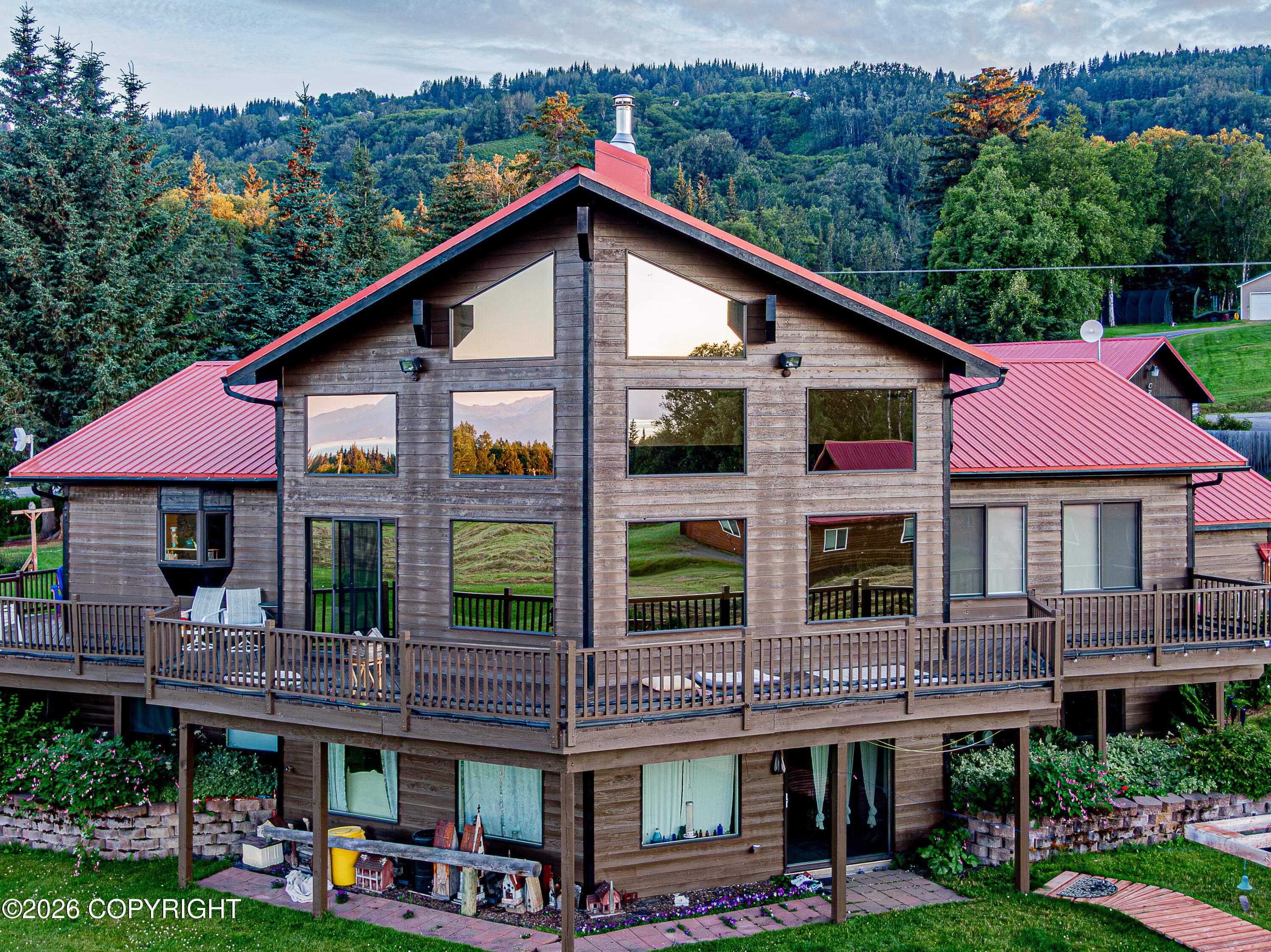 60871 Bear Creek Drive Property Photo 3