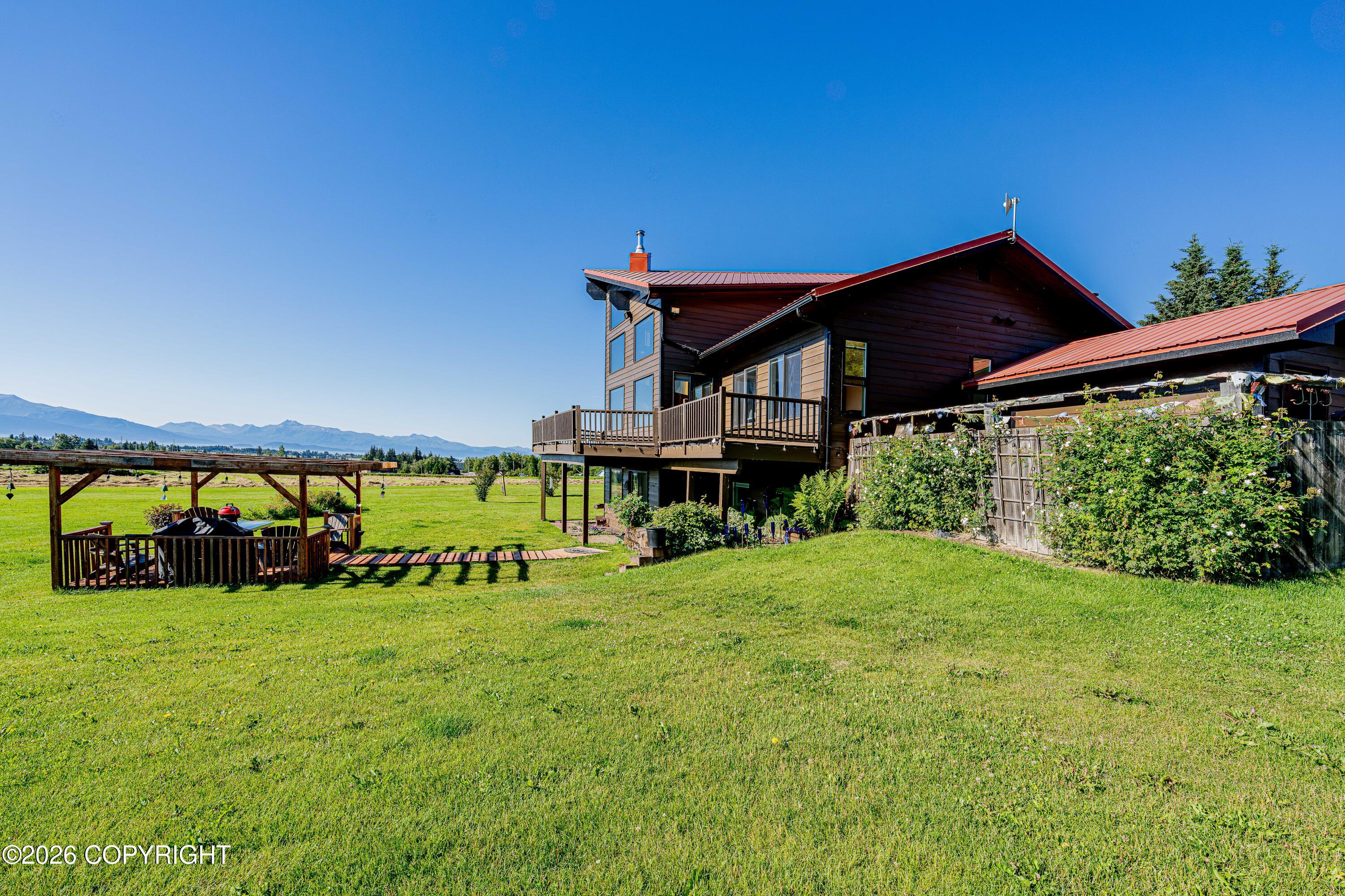 60871 Bear Creek Drive Property Photo 8