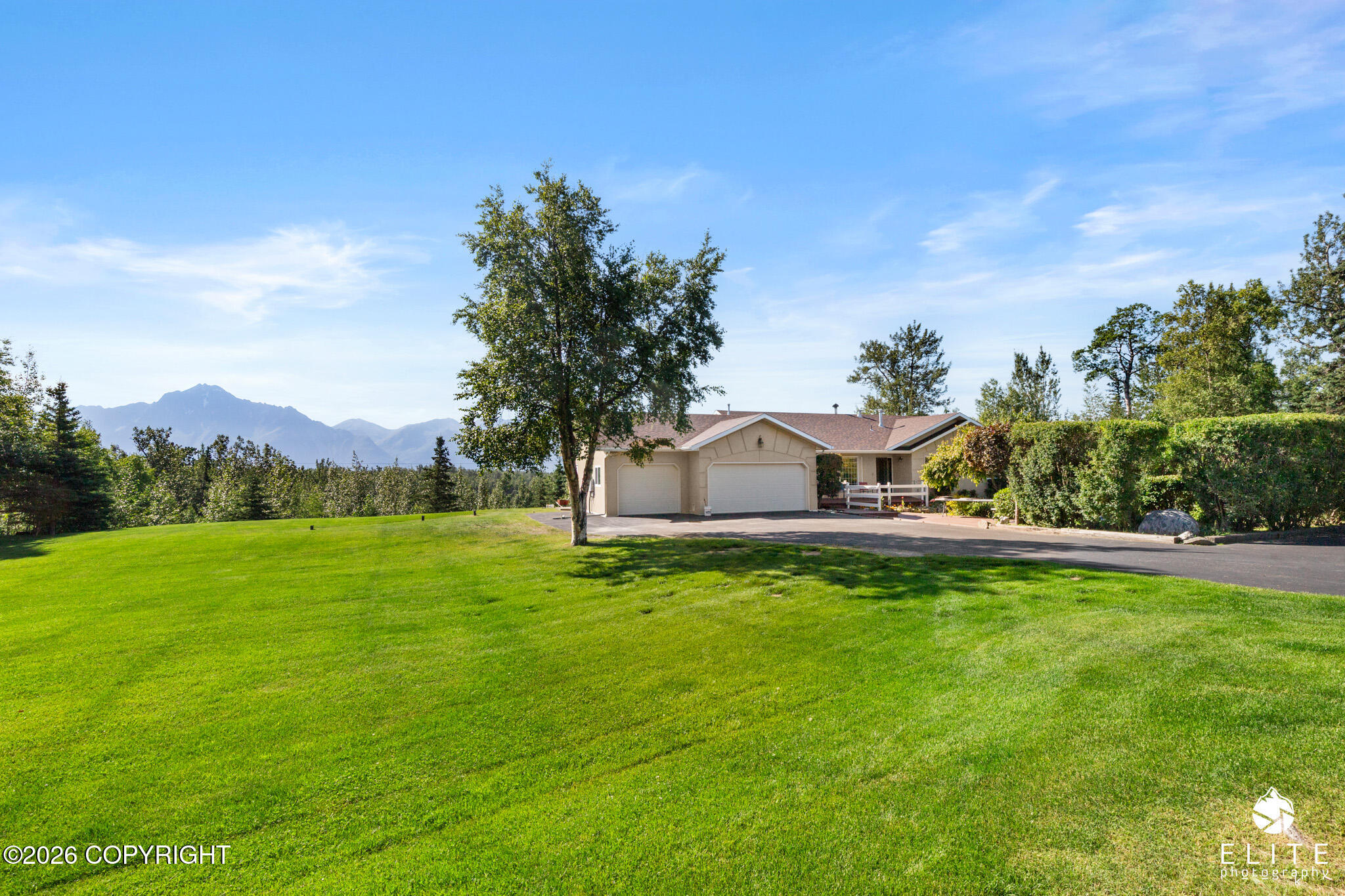 1250 N Lani Drive Property Photo 1