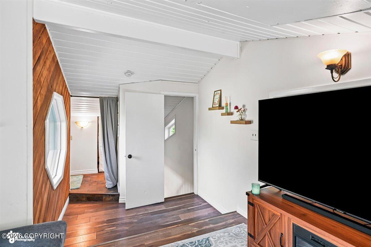18306 Birchtree Street Property Photo 12