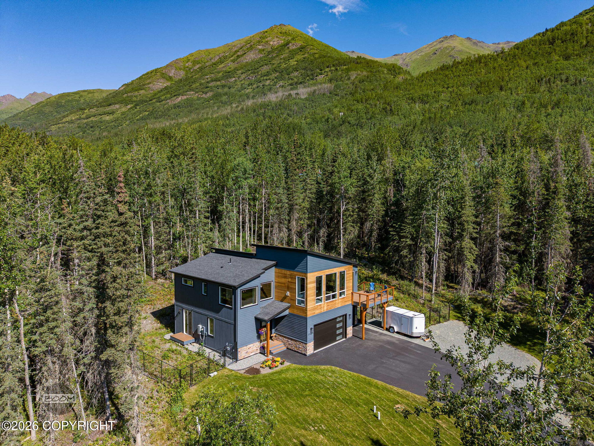 27615 Eagle River Road Property Photo 8