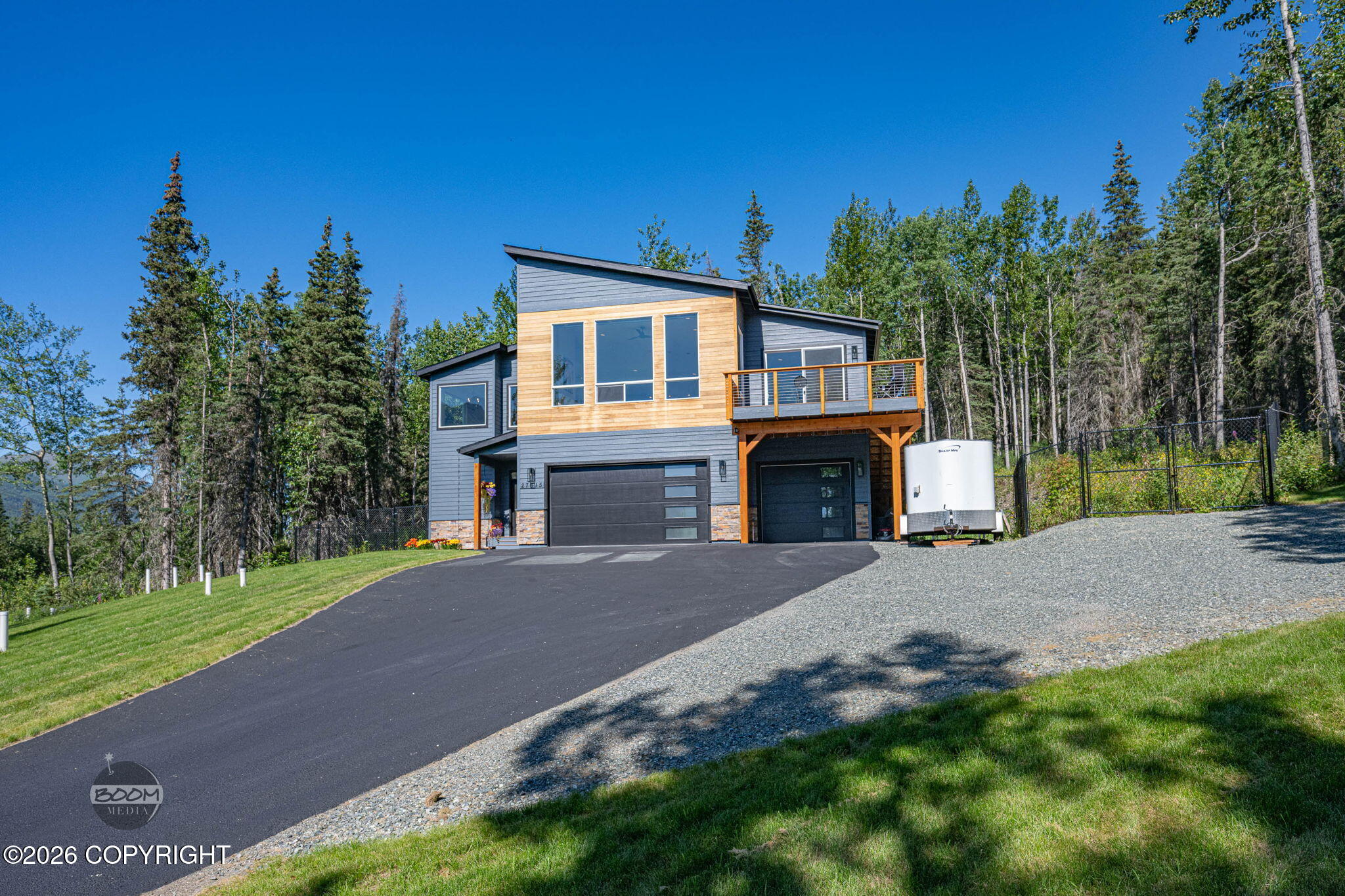 27615 Eagle River Road Property Photo 9