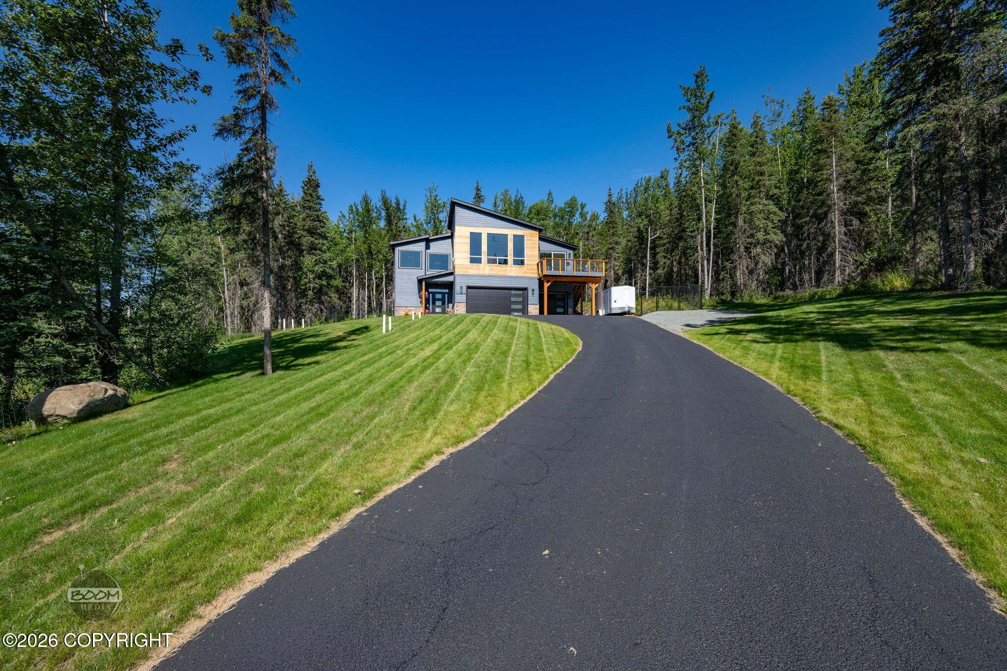27615 Eagle River Road Property Photo 10