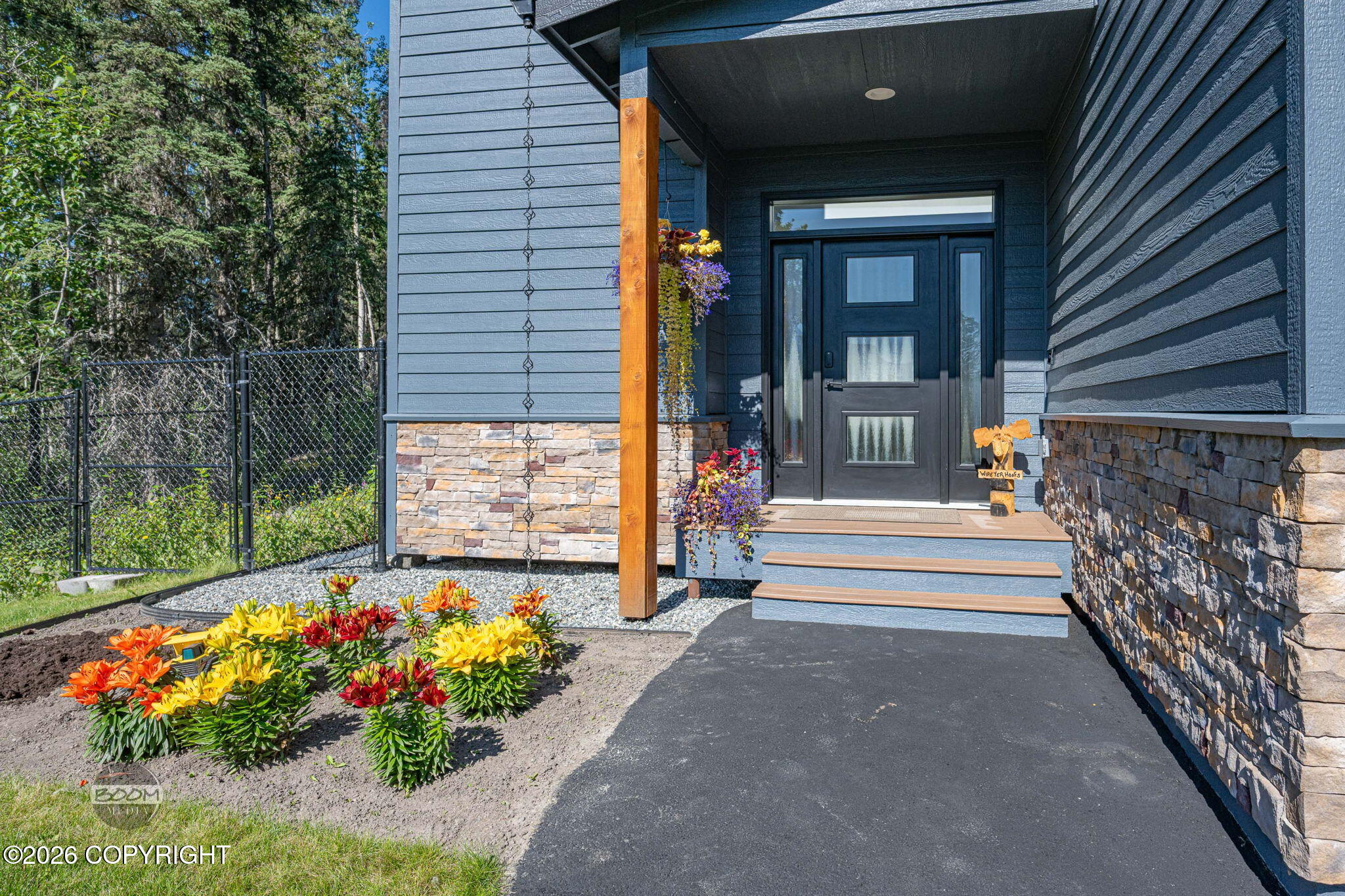 27615 Eagle River Road Property Photo 11