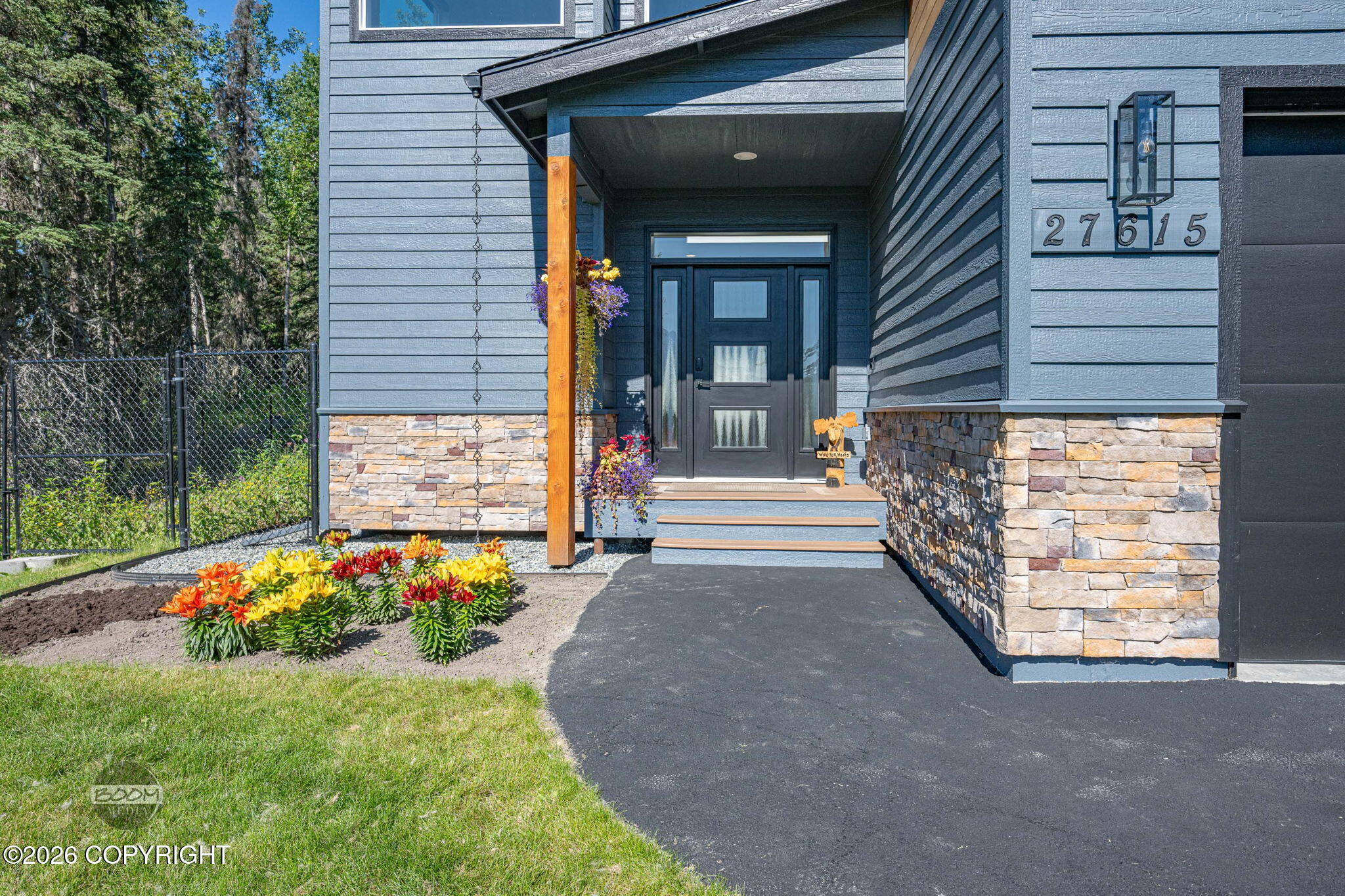 27615 Eagle River Road Property Photo 12