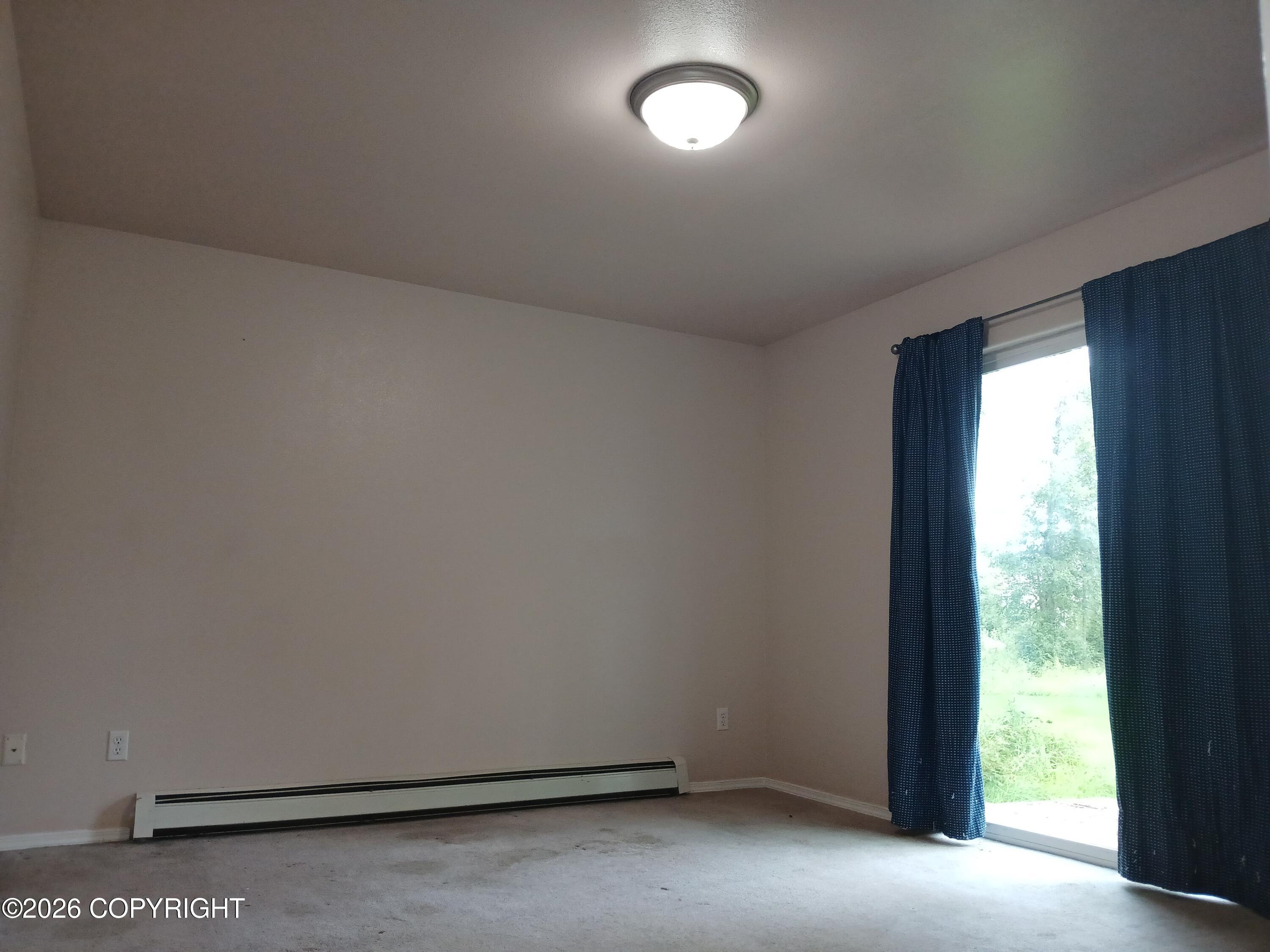 320 E Victor Circle #b Property Photo 3