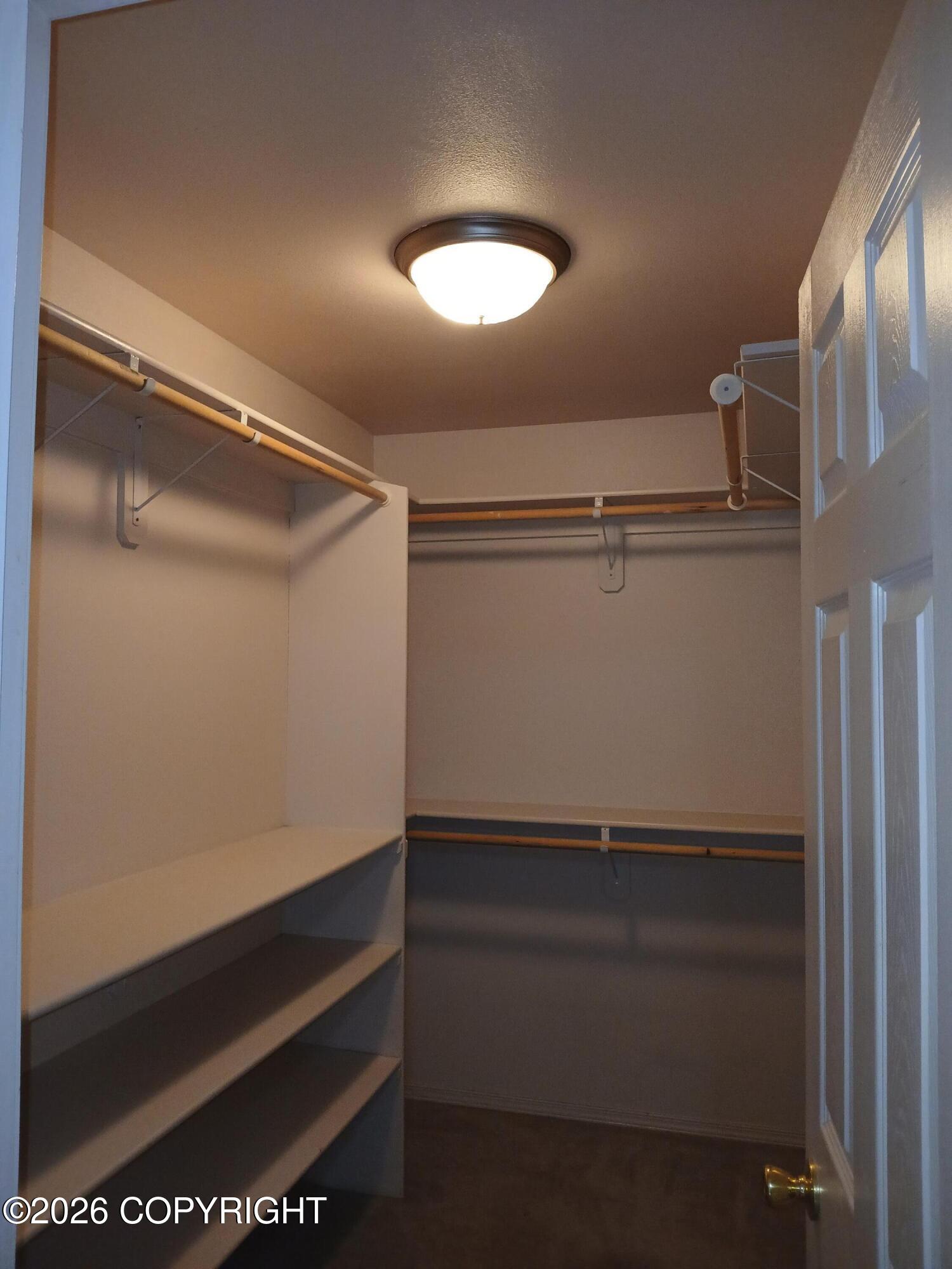 320 E Victor Circle #b Property Photo 7