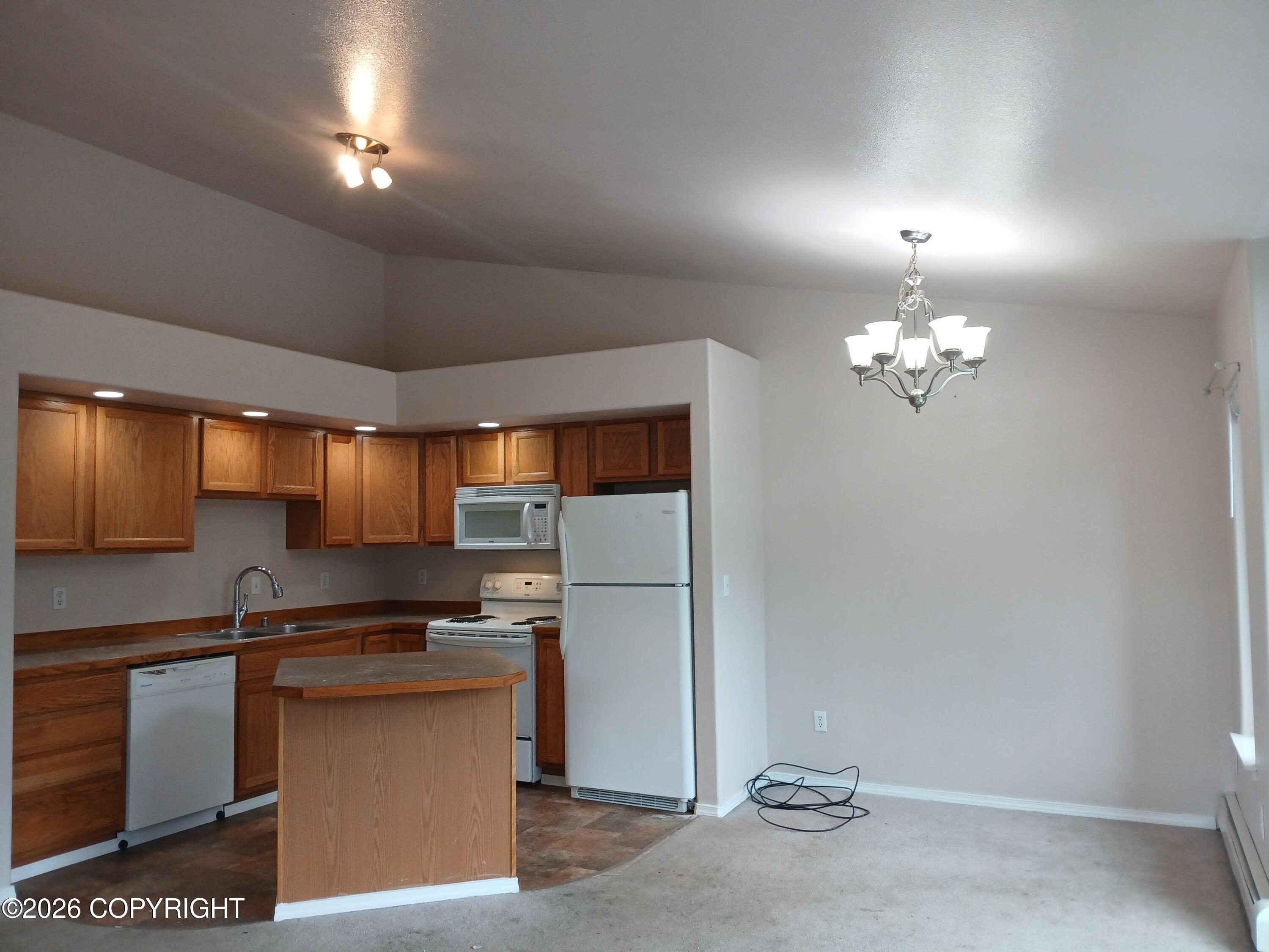 320 E Victor Circle #b Property Photo 33