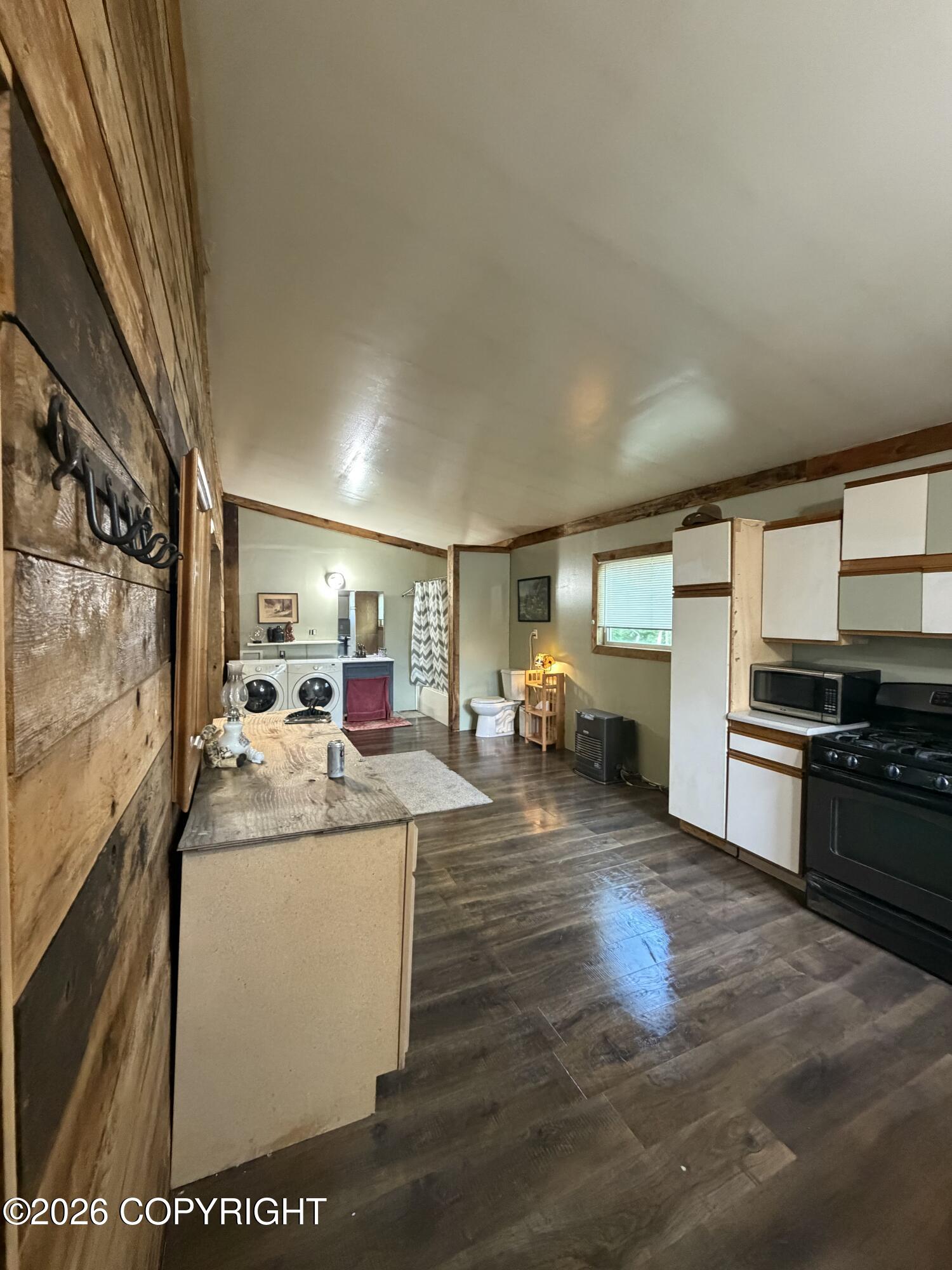 141 Gulkana Street Property Photo 11