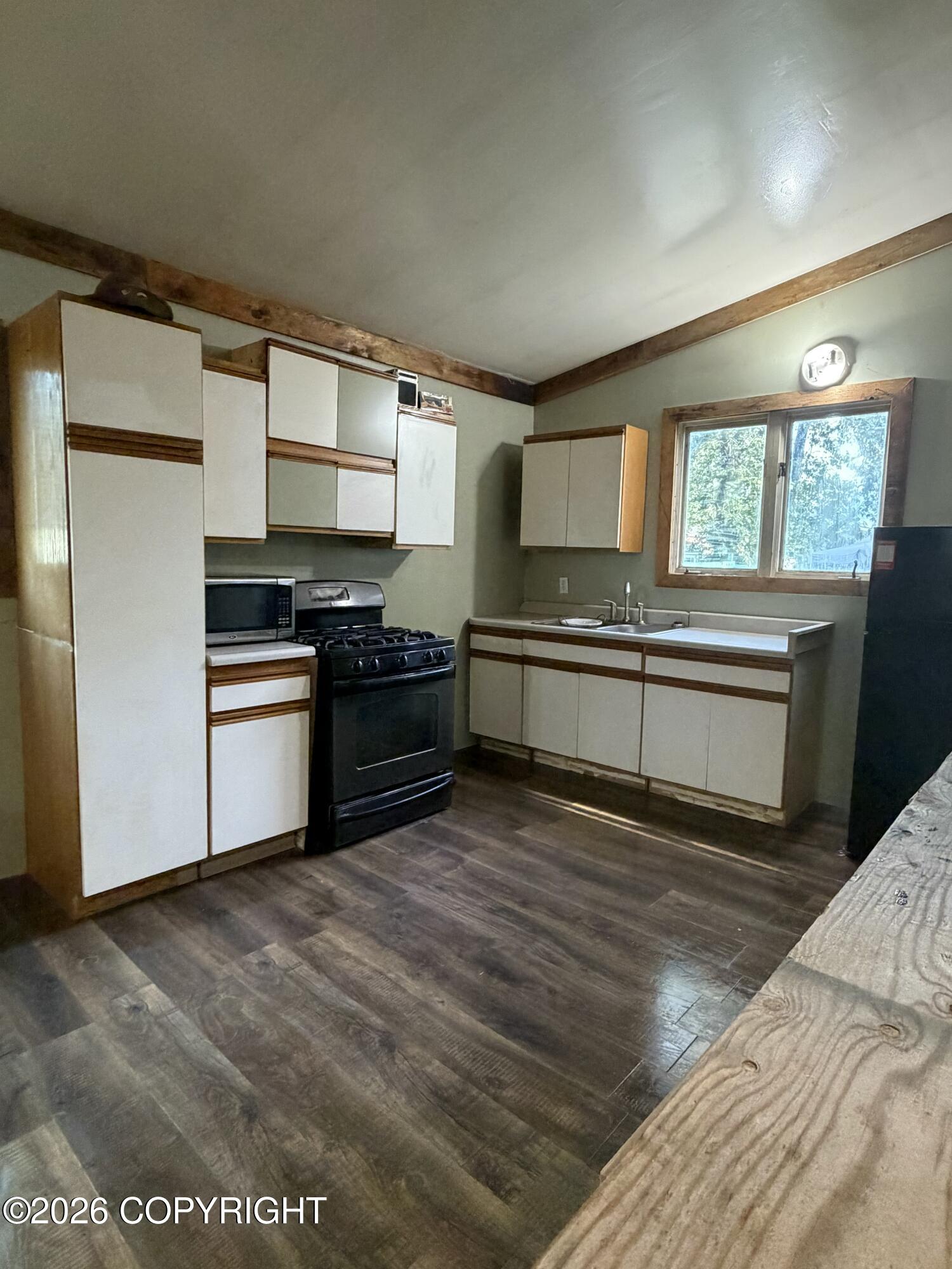 141 Gulkana Street Property Photo 12