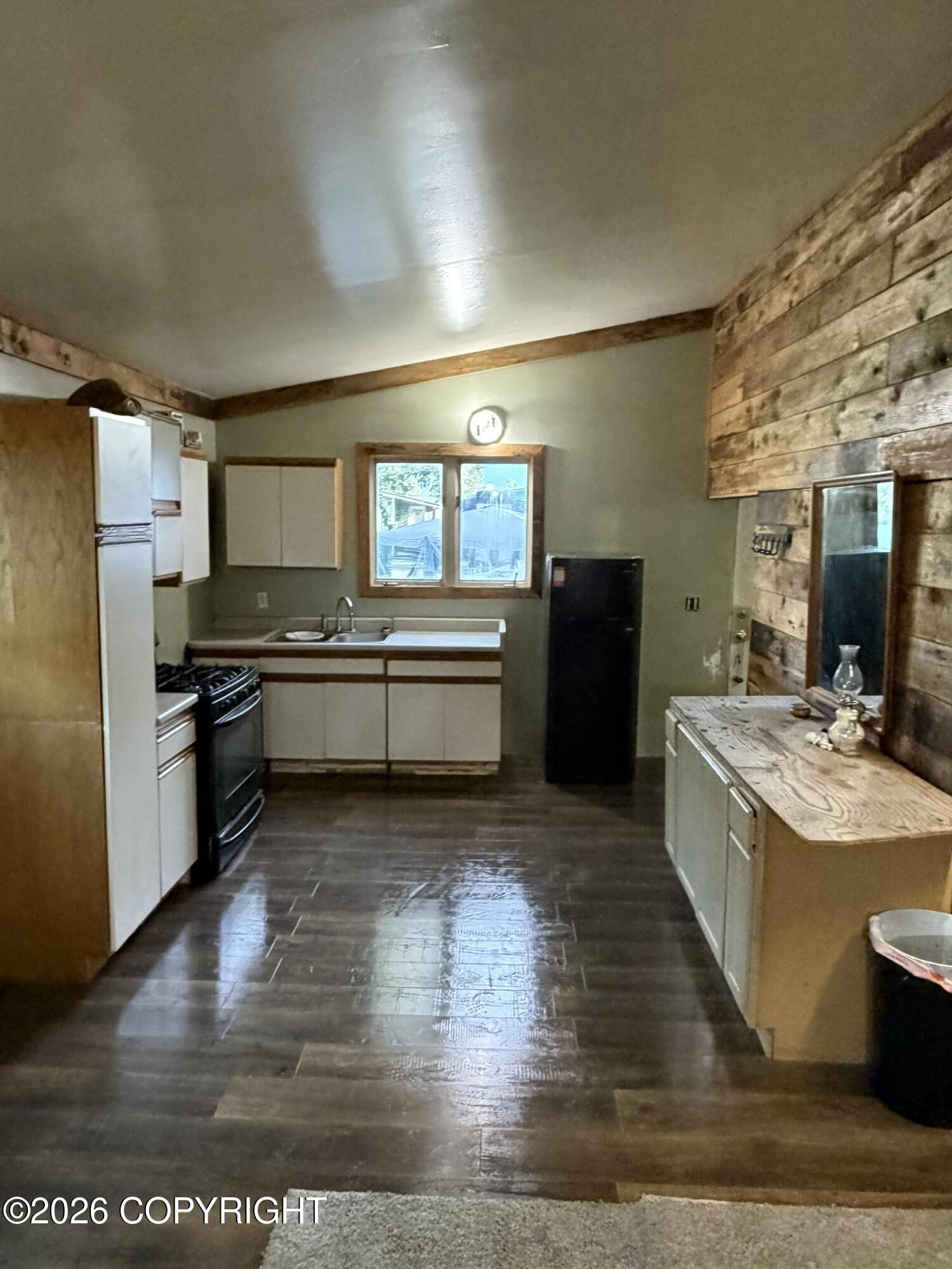141 Gulkana Street Property Photo 15