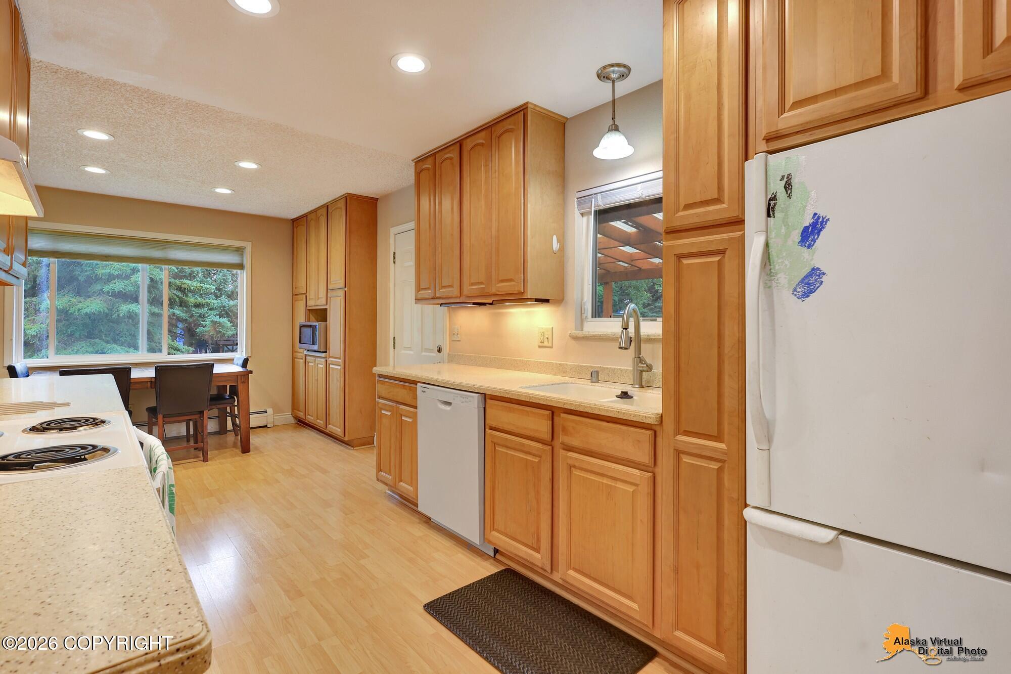 7244 Linden Drive Property Photo 7