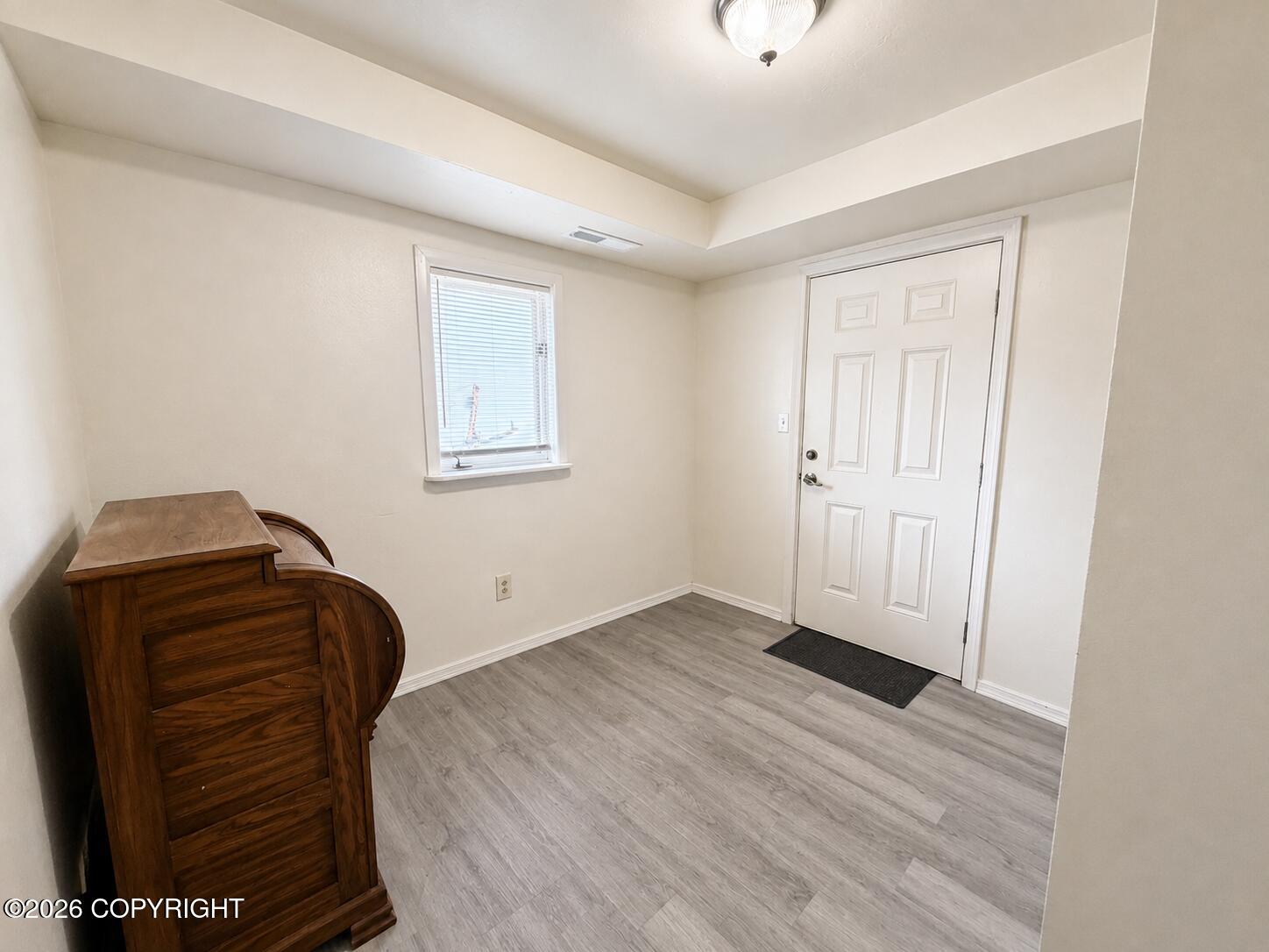 814 Lake Avenue Property Photo 3