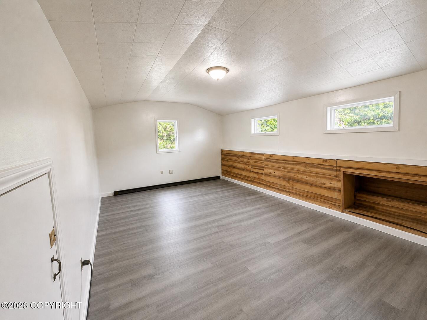 814 Lake Avenue Property Photo 38