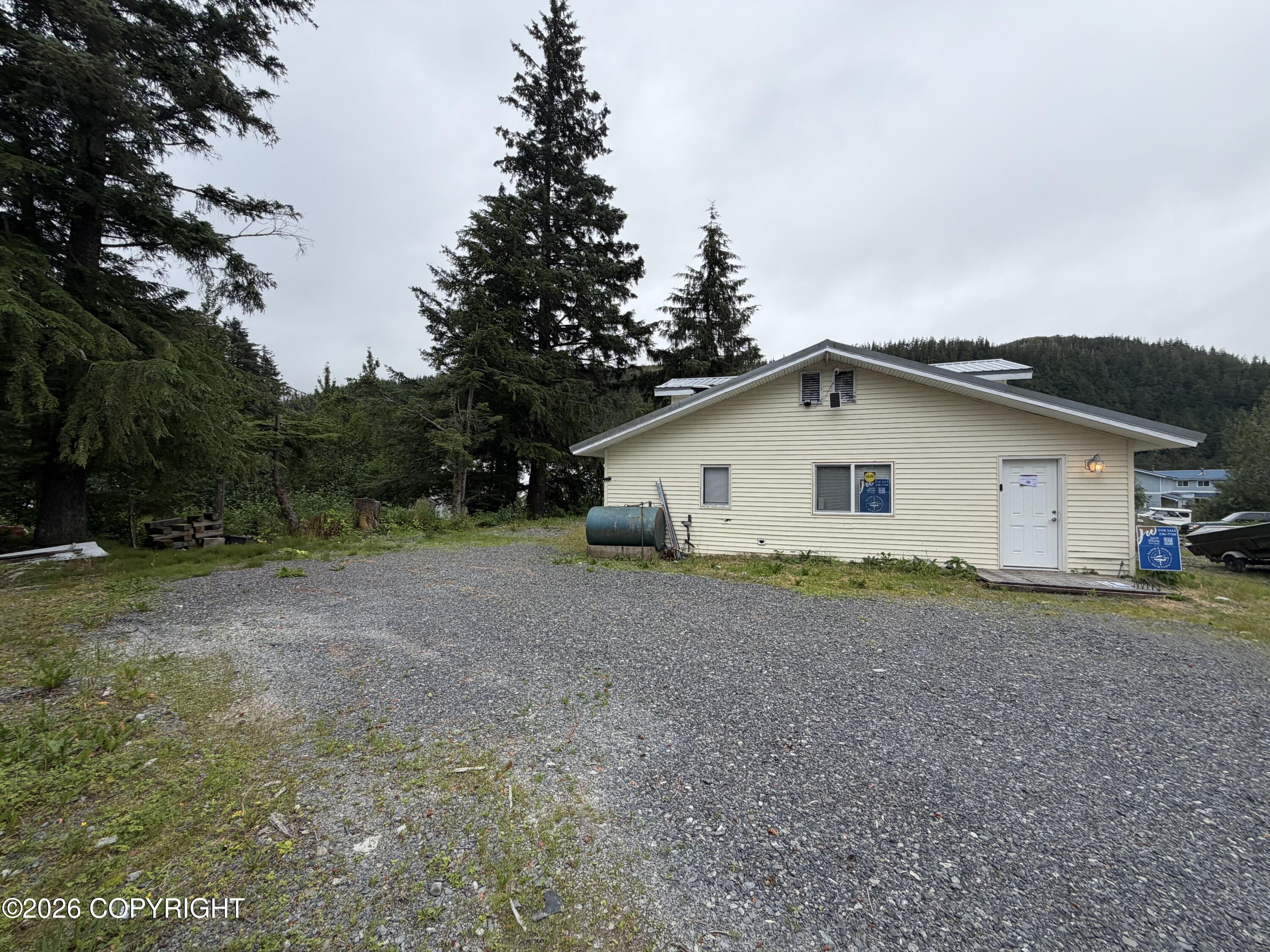 814 Lake Avenue Property Photo 56