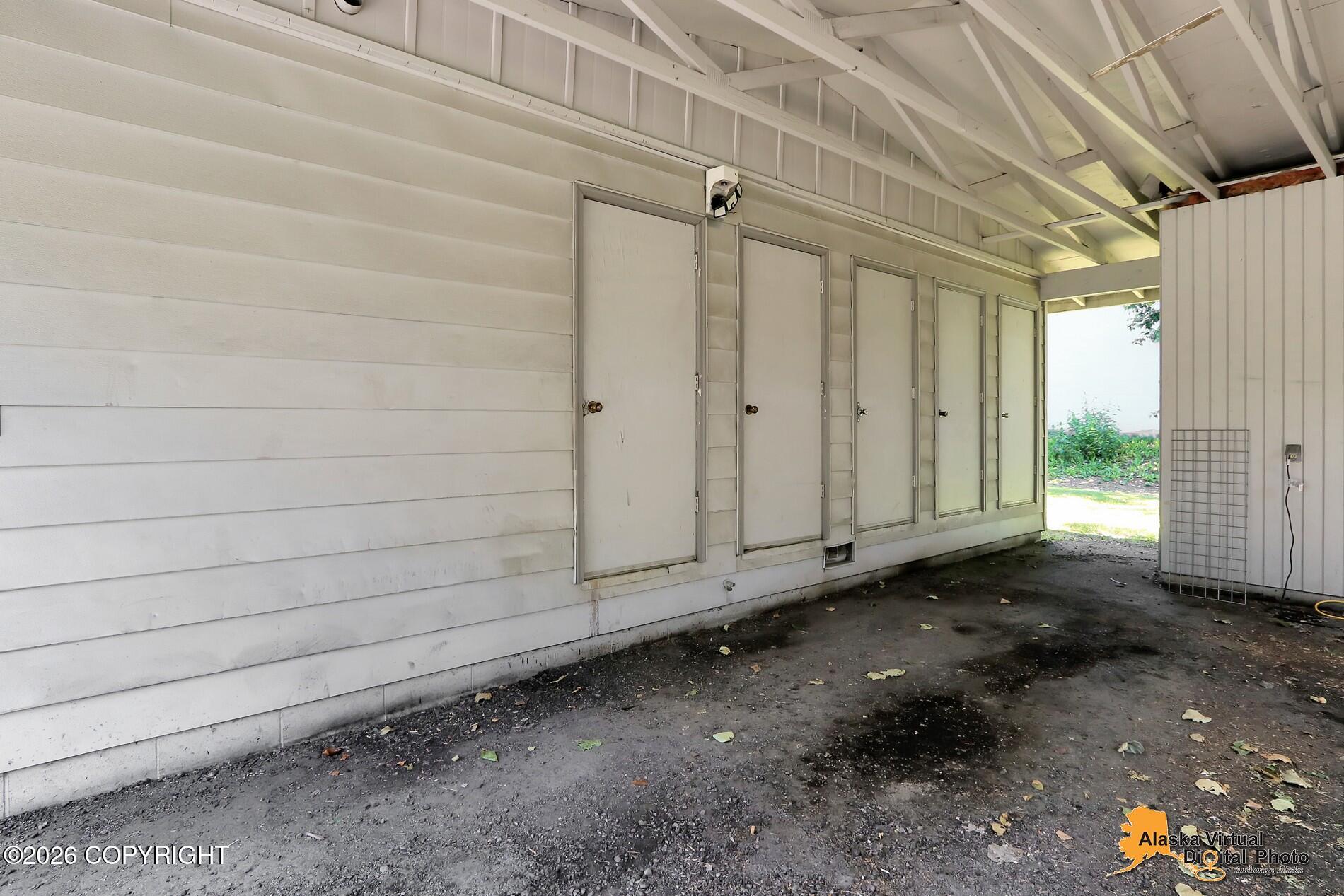 7441 Glade Place Property Photo 70