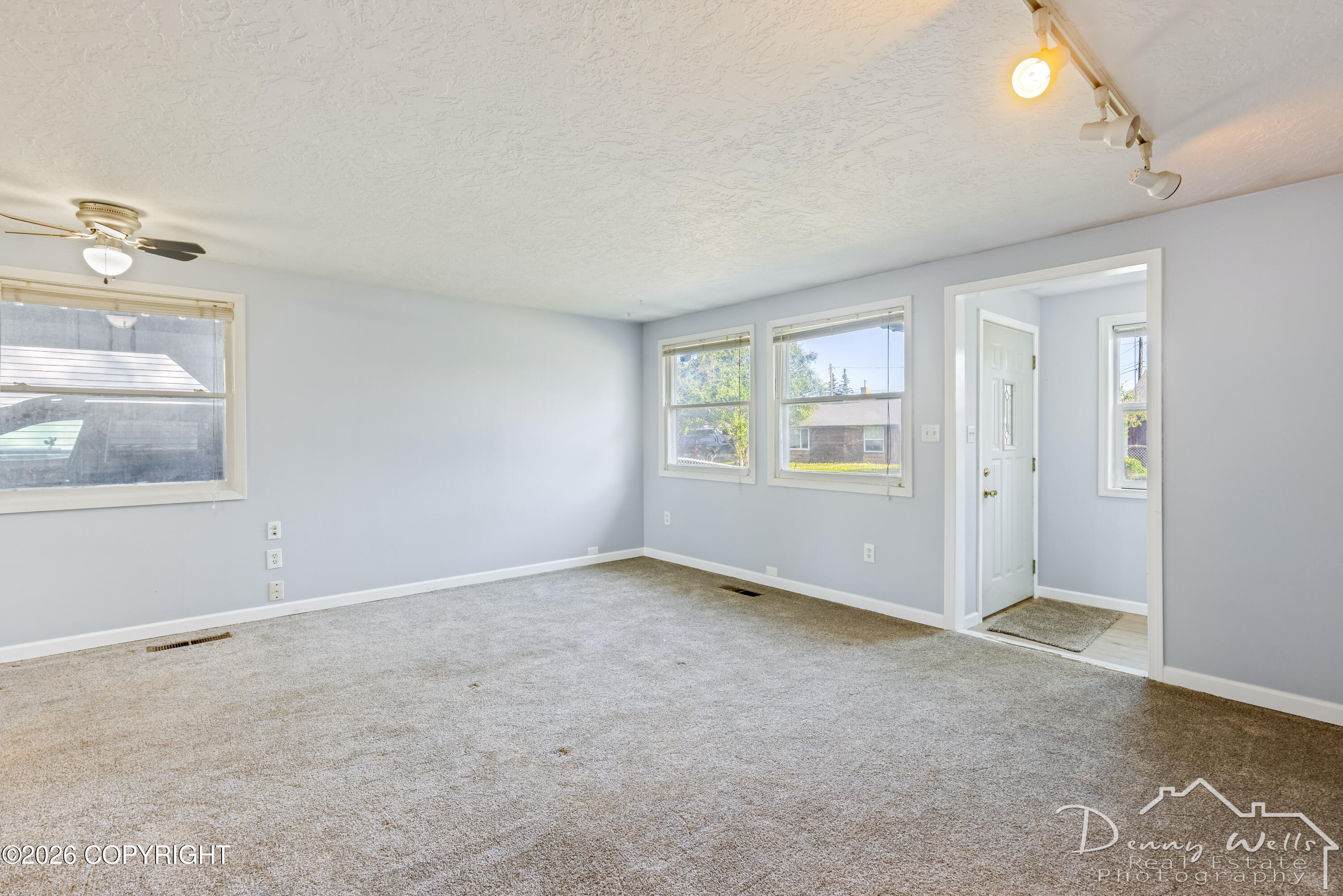 6004 Miley Drive Property Photo 6