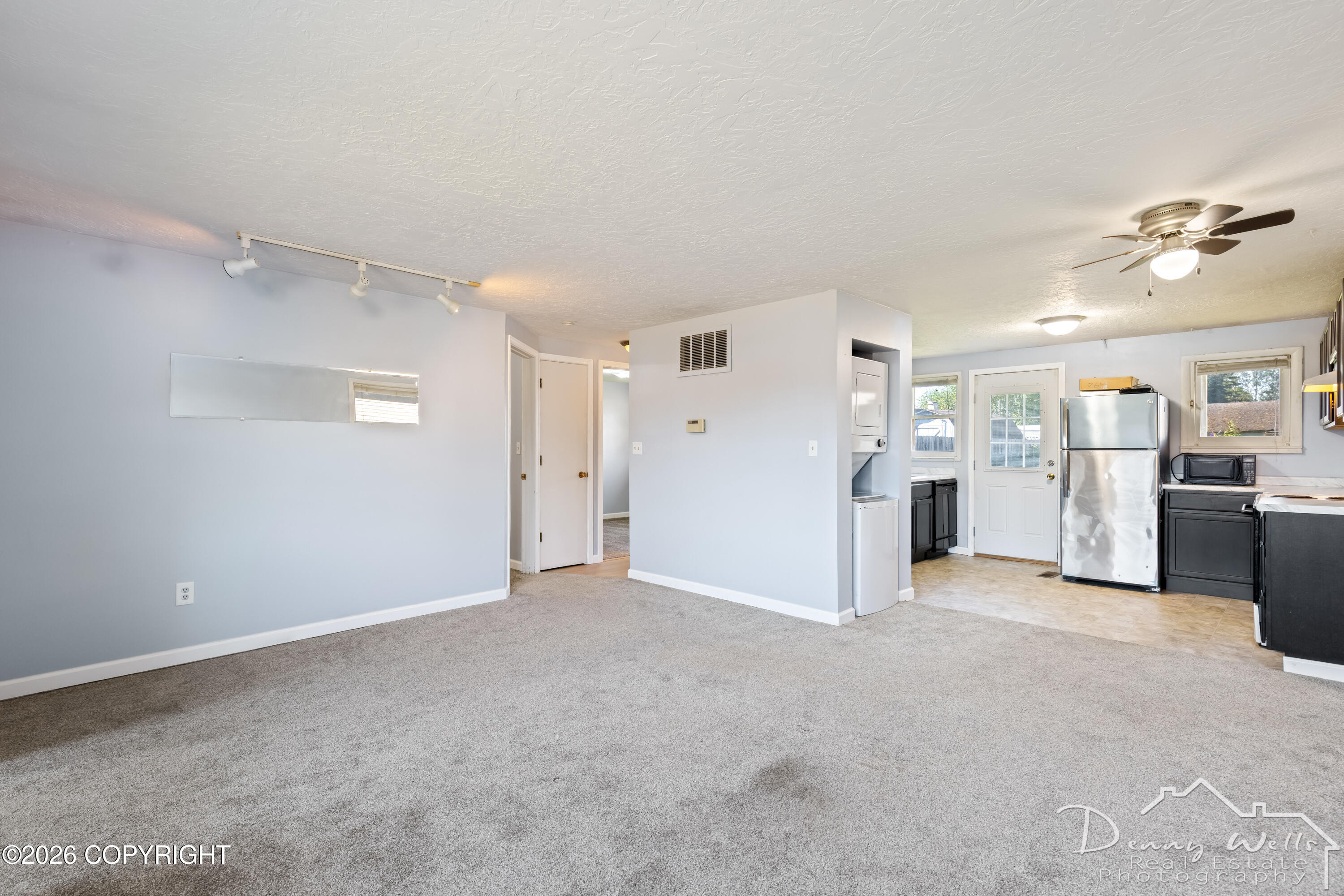 6004 Miley Drive Property Photo 9