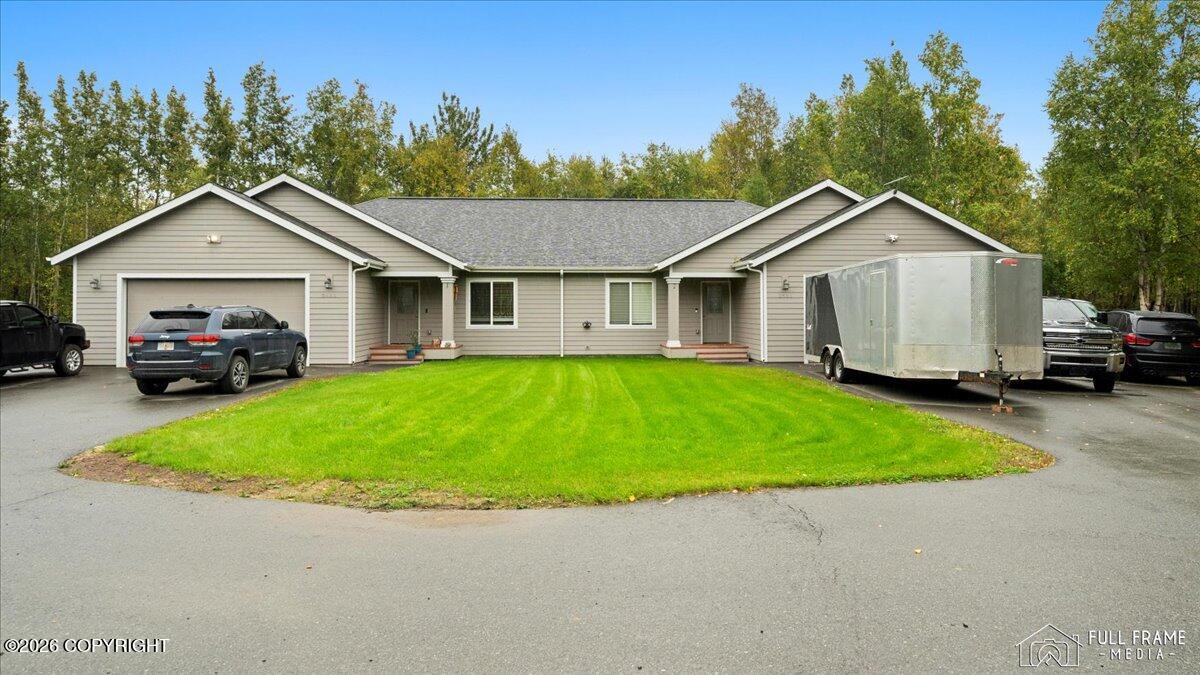 2553 S Davis Road Property Photo 2
