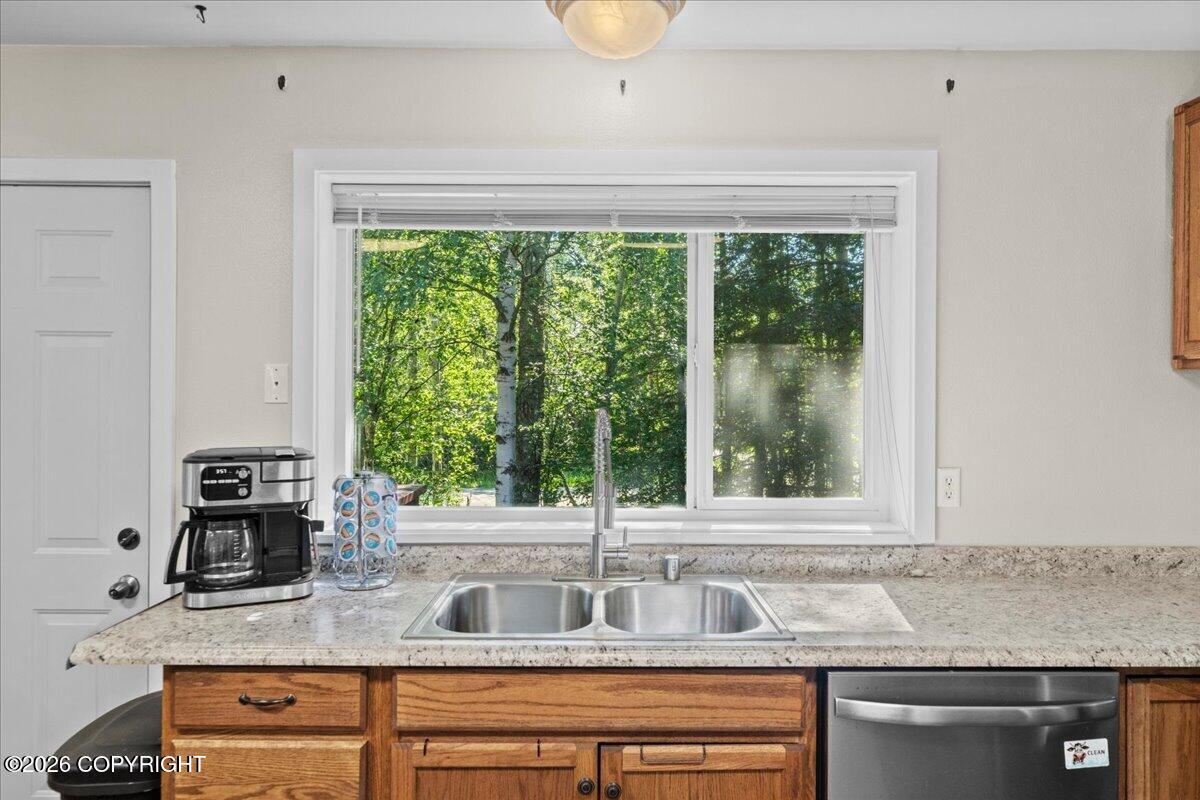17205 E Idle Drive Property Photo 7